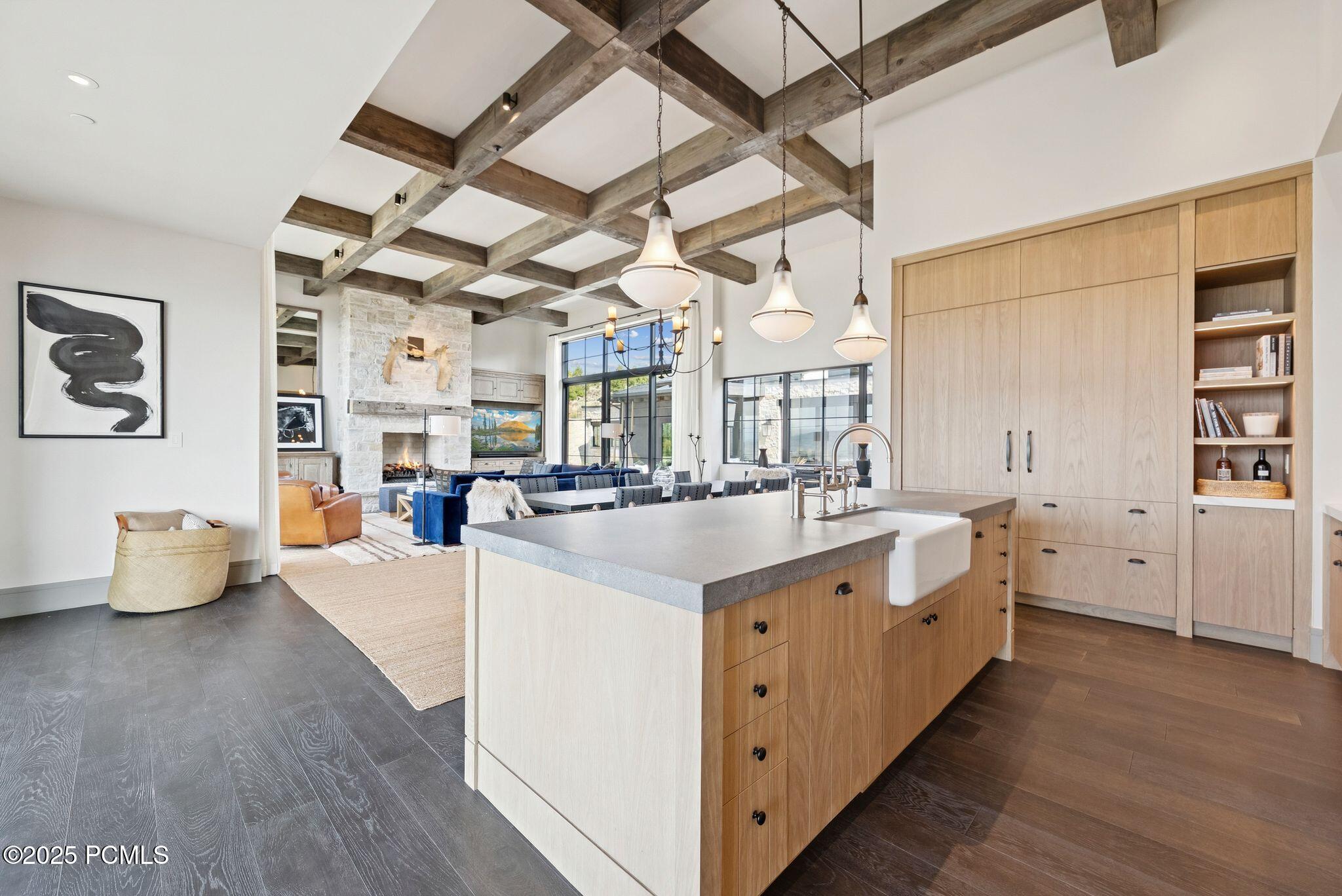 Heber City, Utah 84032, United States, 4 Bedrooms Bedrooms, ,5 BathroomsBathrooms,Residential,Active,200362