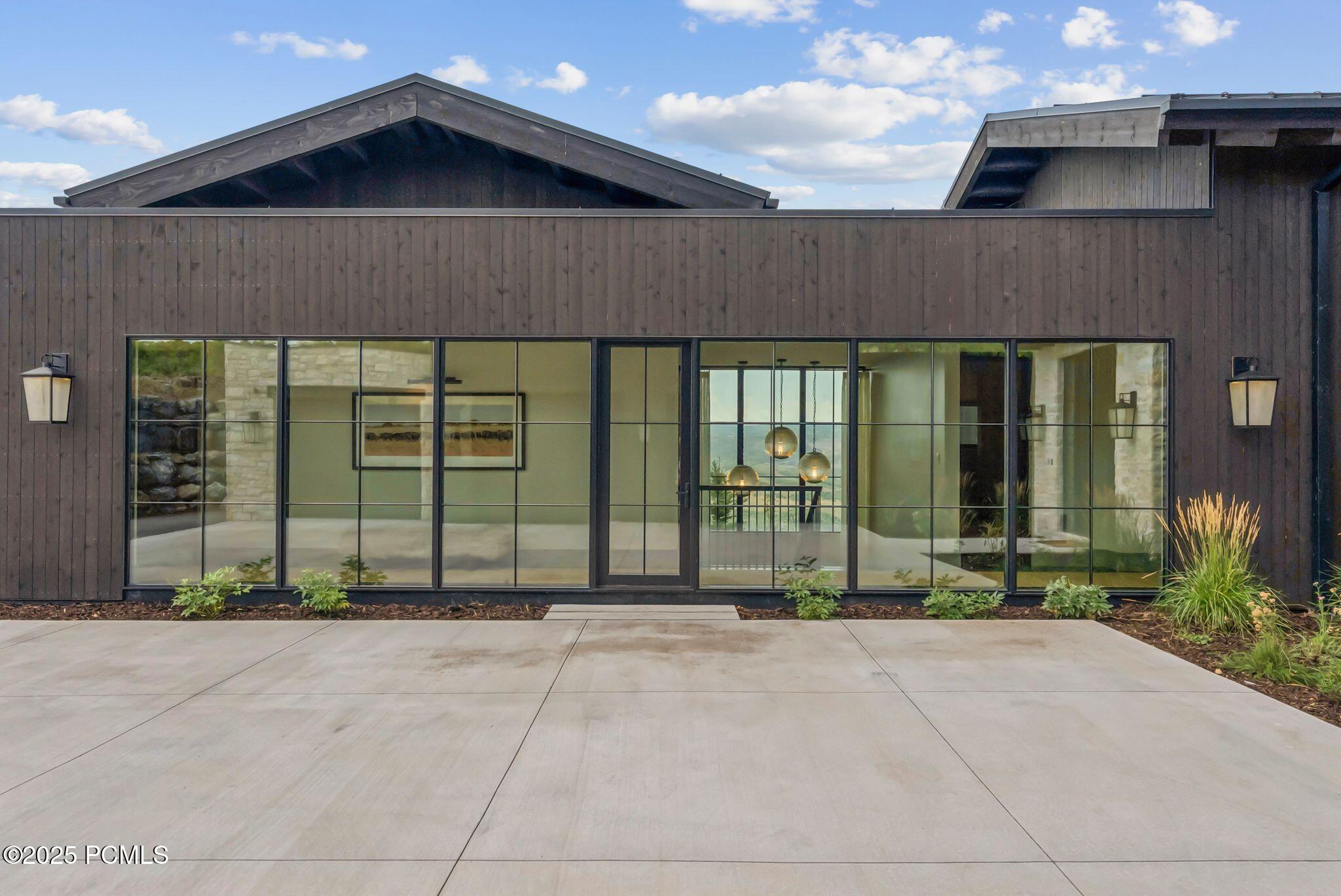 Heber City, Utah 84032, United States, 4 Bedrooms Bedrooms, ,5 BathroomsBathrooms,Residential,Active,200362