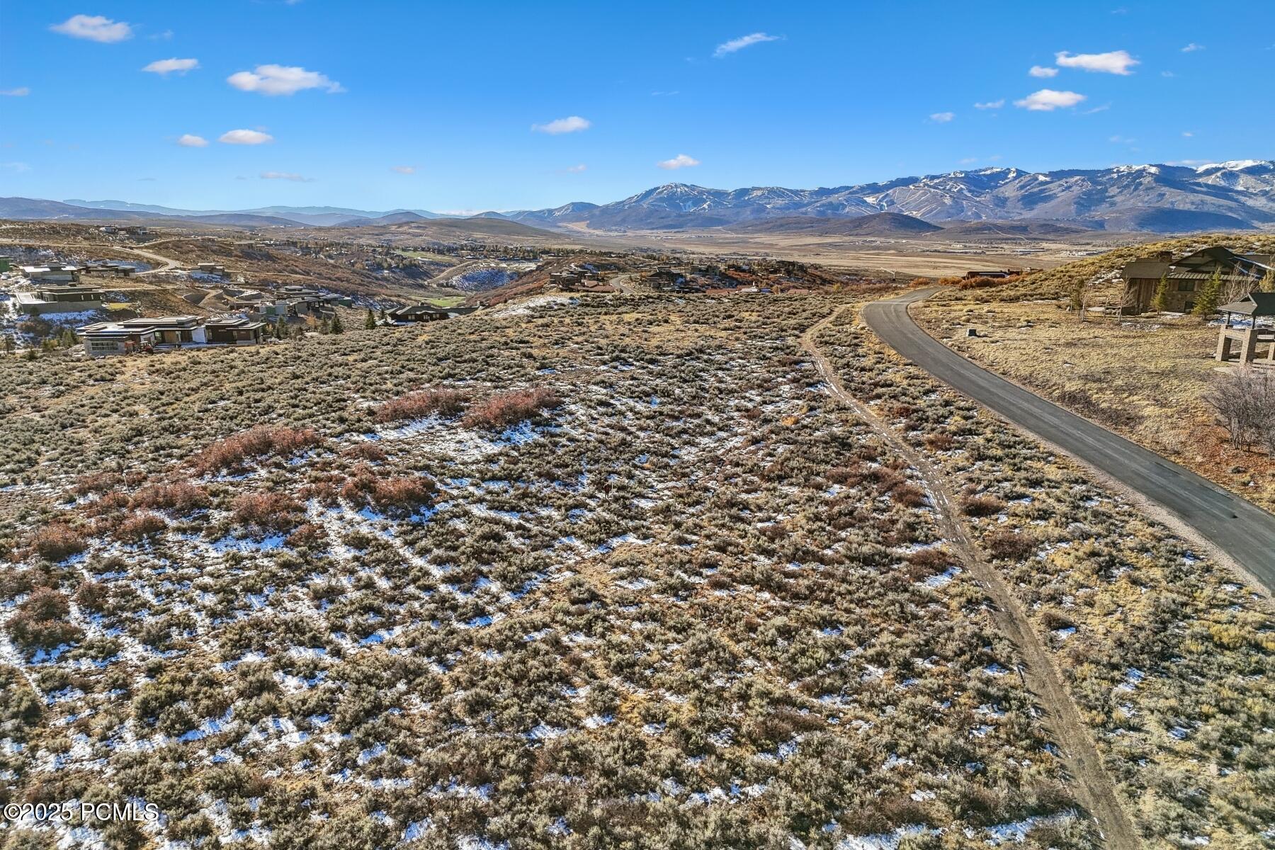 Park City, Utah 84098, United States, 5 Bedrooms Bedrooms, ,6 BathroomsBathrooms,Residential,Pending,211702