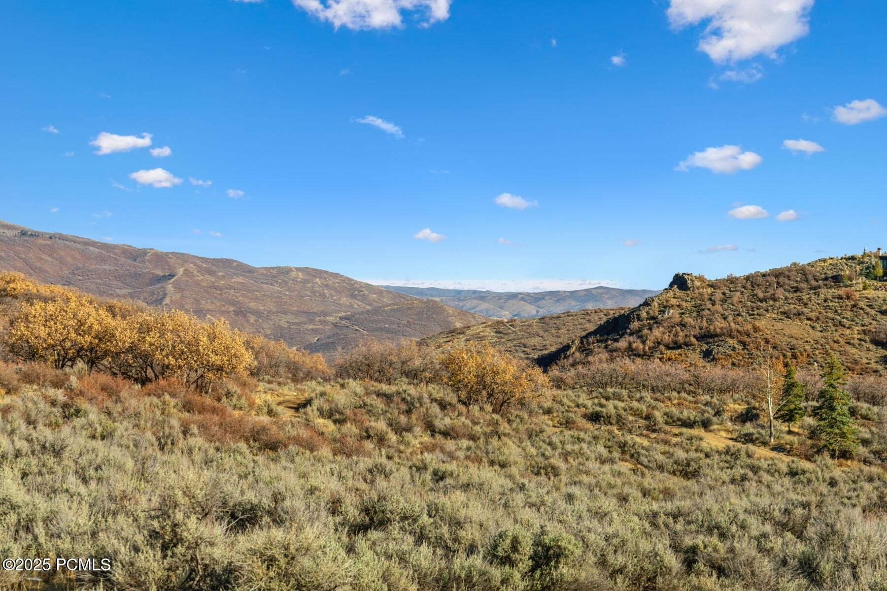 Park City, Utah 84098, United States, 5 Bedrooms Bedrooms, ,6 BathroomsBathrooms,Residential,Pending,211702