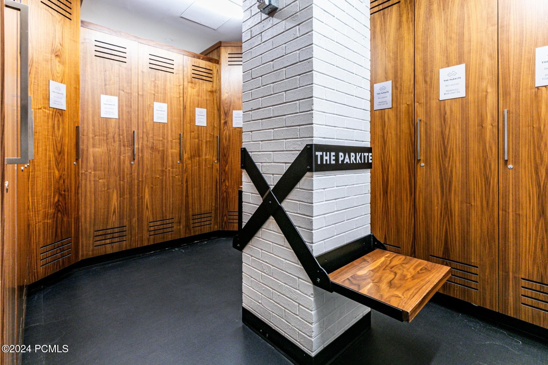 Park City, Utah 84060, United States, 3 Bedrooms Bedrooms, ,3 BathroomsBathrooms,Residential,Pending,35368