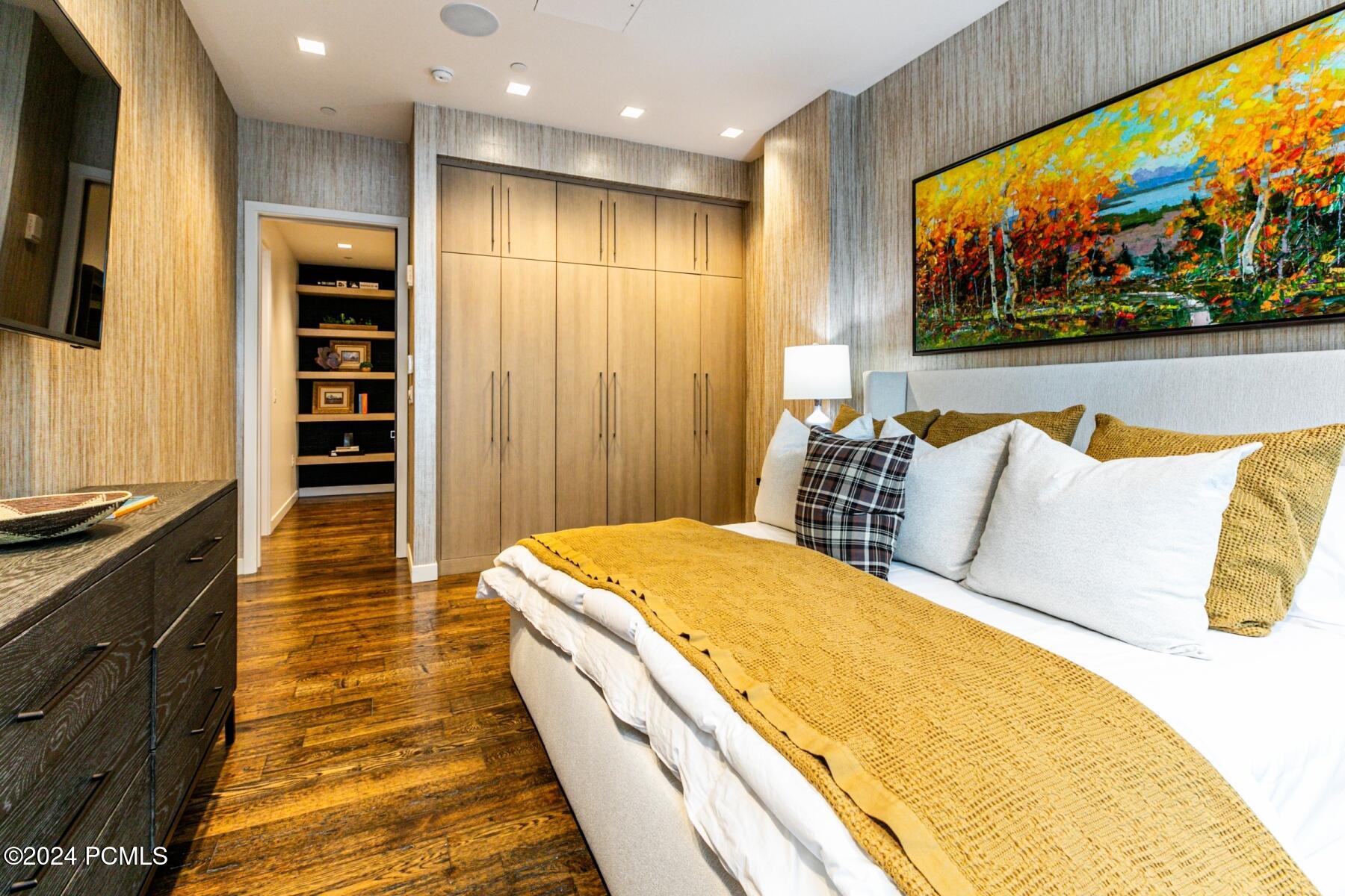 Park City, Utah 84060, United States, 3 Bedrooms Bedrooms, ,3 BathroomsBathrooms,Residential,Pending,35368