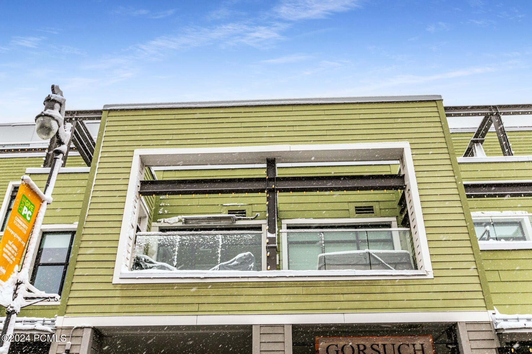 Park City, Utah 84060, United States, 3 Bedrooms Bedrooms, ,3 BathroomsBathrooms,Residential,Pending,35368