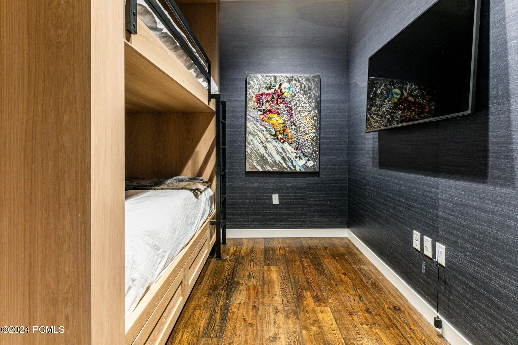 Park City, Utah 84060, United States, 3 Bedrooms Bedrooms, ,3 BathroomsBathrooms,Residential,Pending,35368