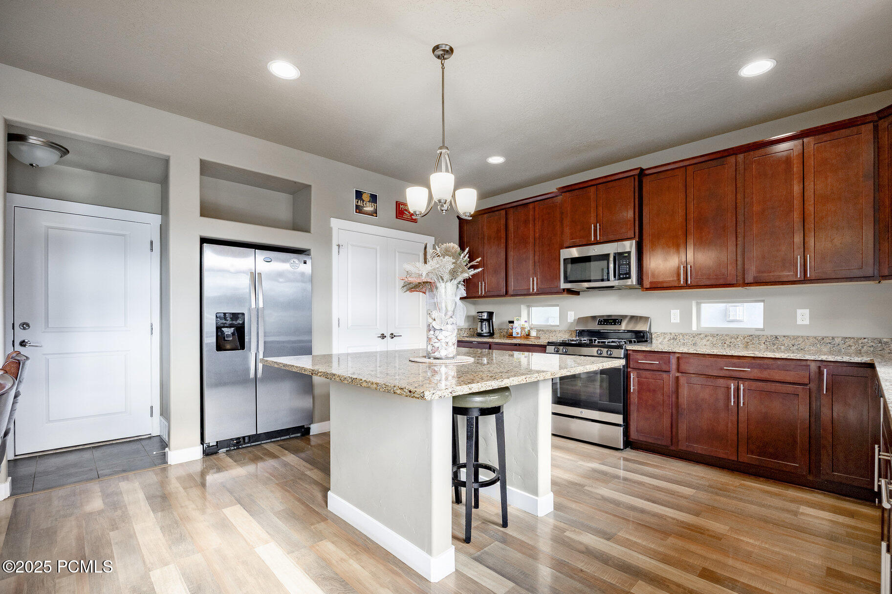 1096 S Meadow Walk Drive, Heber City, Utah image 11