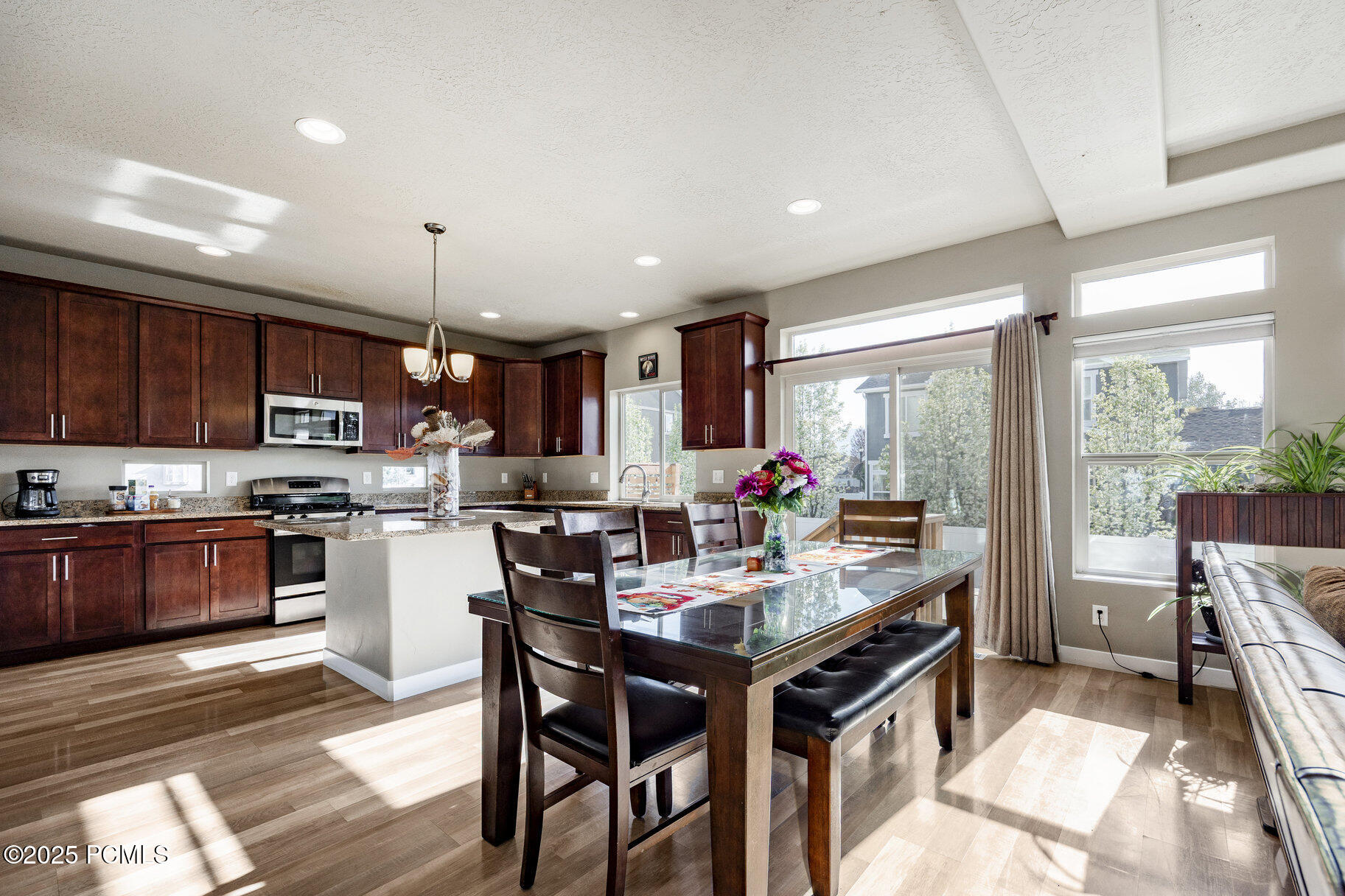 1096 S Meadow Walk Drive, Heber City, Utah image 9