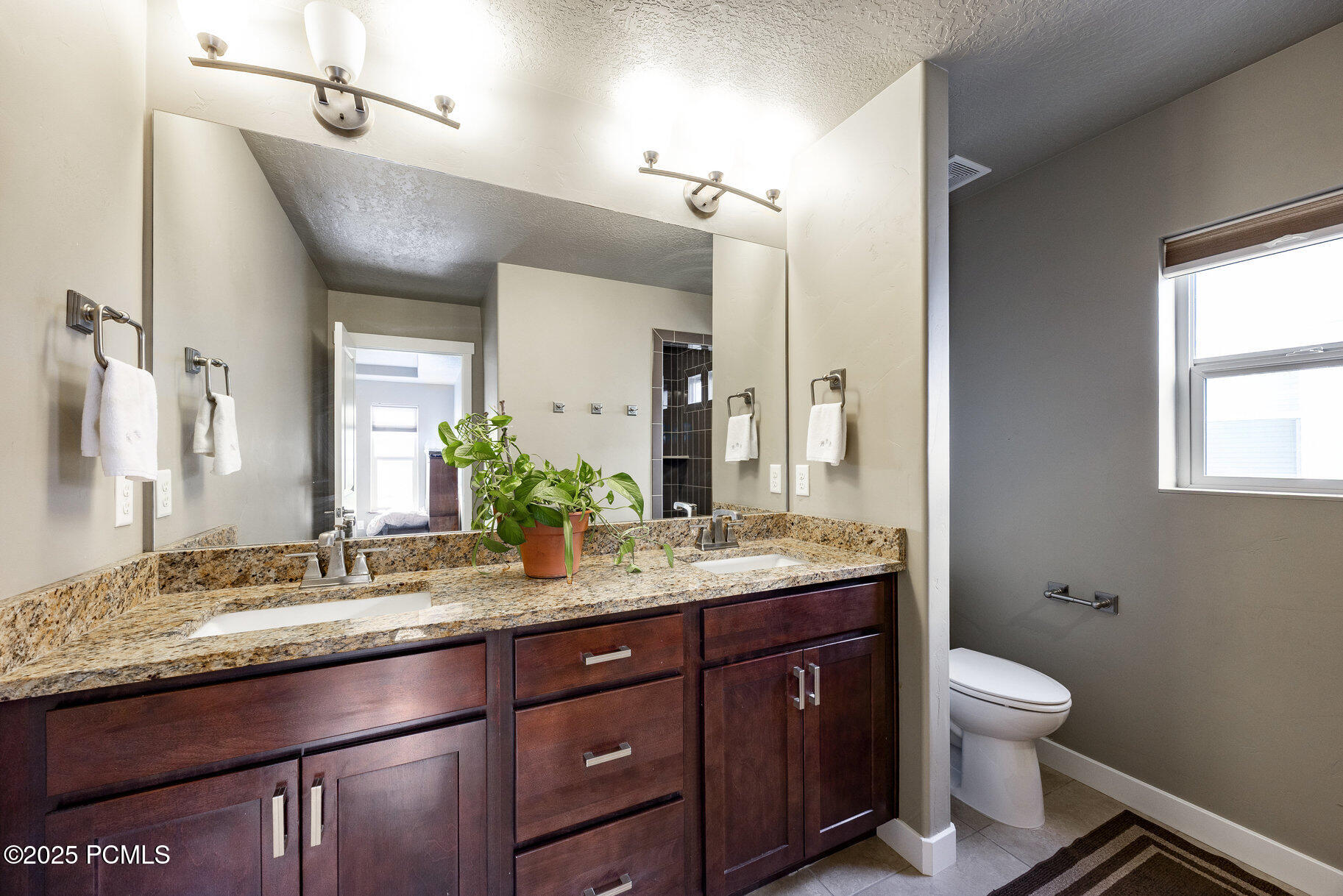 1096 S Meadow Walk Drive, Heber City, Utah image 5