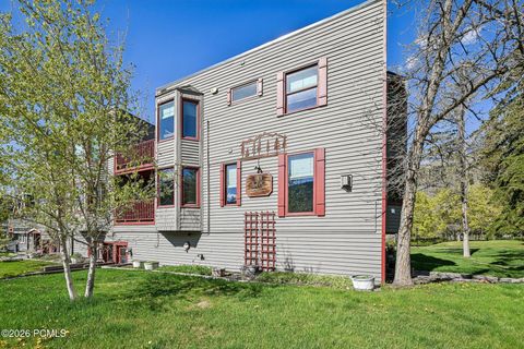 Townhouse For Sale - 1378 Park Avenue #UNIT 4<br/> Park City, UT 84060