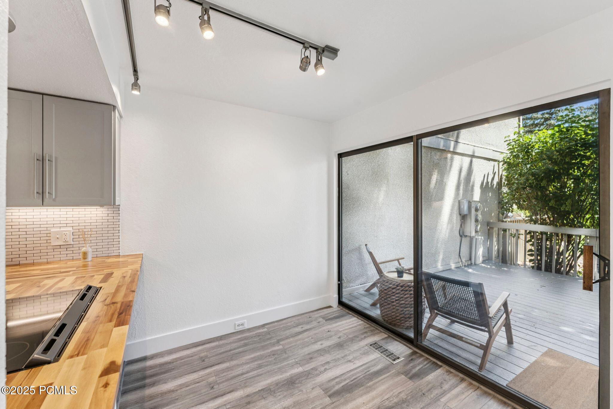 Park City, Utah 84060, United States, 2 Bedrooms Bedrooms, ,2 BathroomsBathrooms,Residential,Active,192434