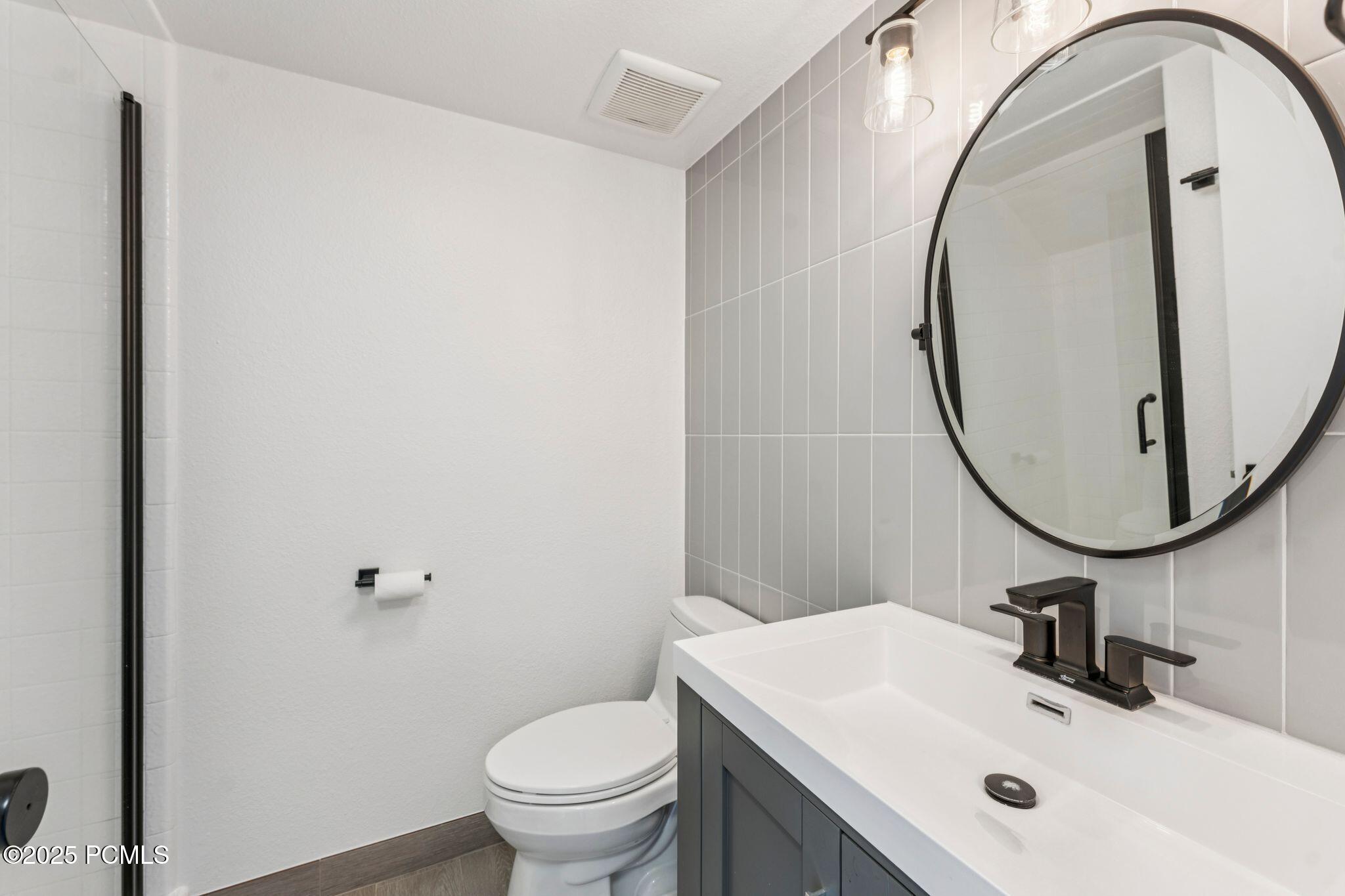 Park City, Utah 84060, United States, 2 Bedrooms Bedrooms, ,2 BathroomsBathrooms,Residential,Active,192434