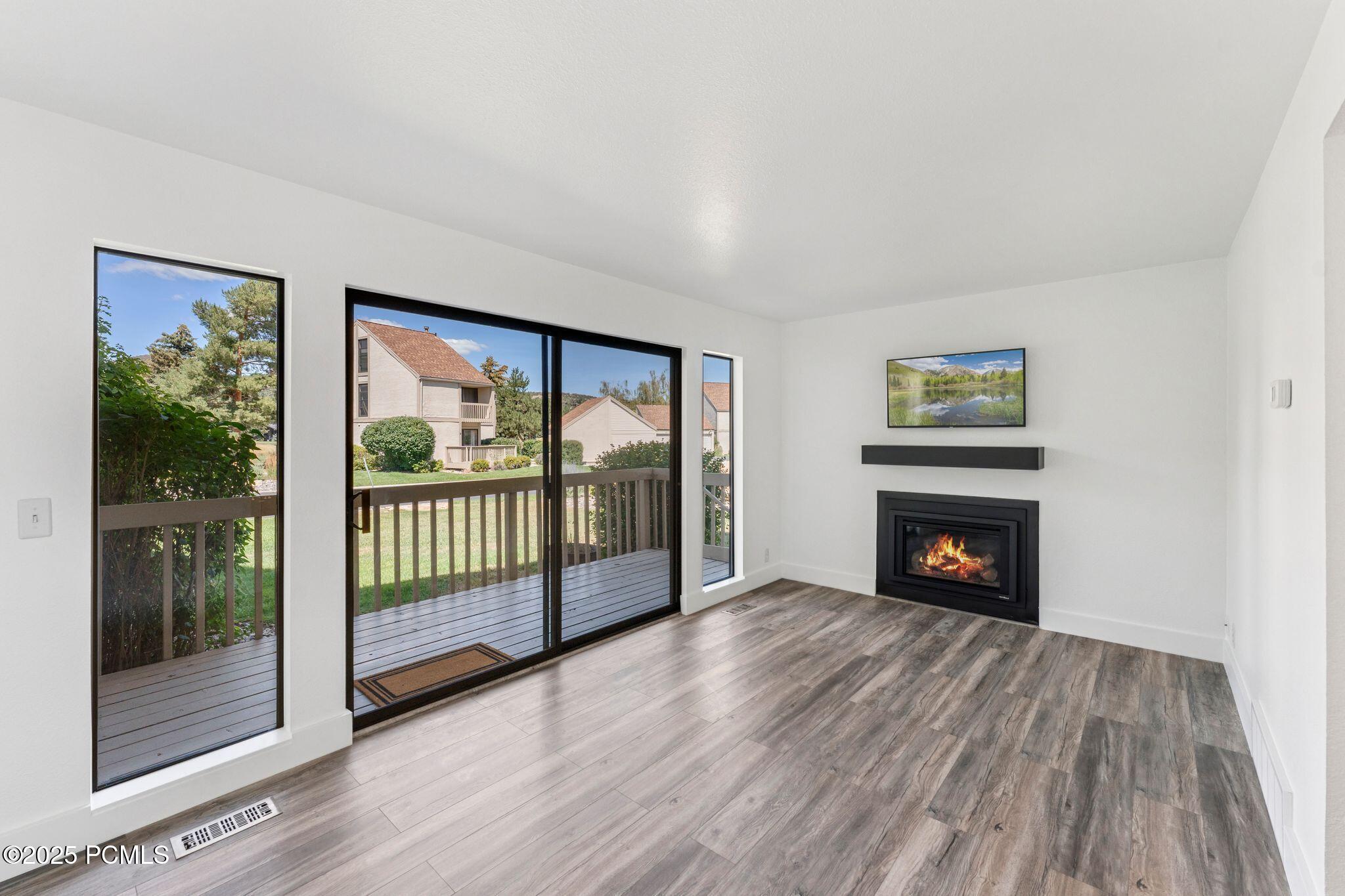 Park City, Utah 84060, United States, 2 Bedrooms Bedrooms, ,2 BathroomsBathrooms,Residential,Active,192434