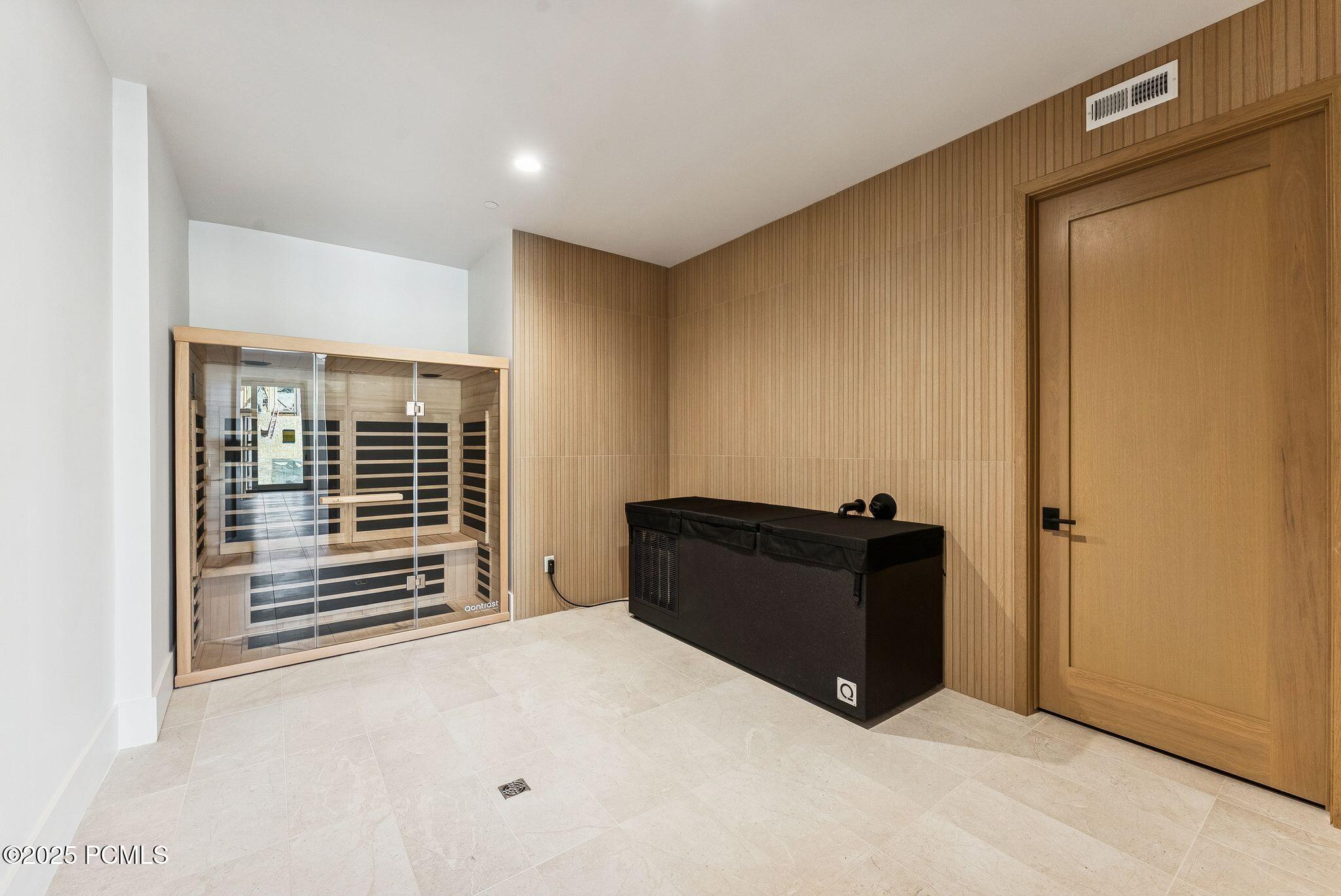 Kamas, Utah 84036, United States, 5 Bedrooms Bedrooms, ,6 BathroomsBathrooms,Residential,Active,215446