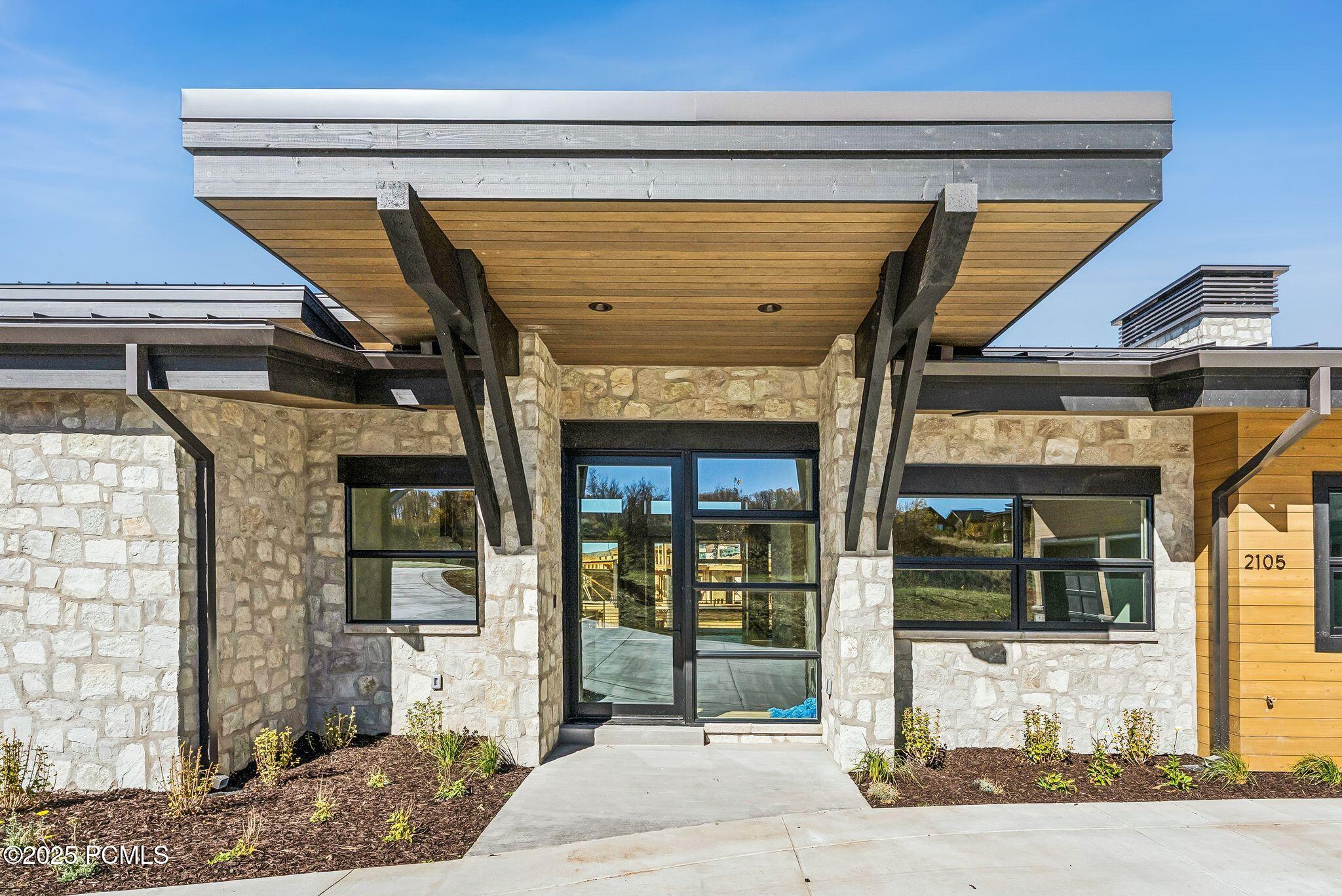 Kamas, Utah 84036, United States, 5 Bedrooms Bedrooms, ,6 BathroomsBathrooms,Residential,Active,215446