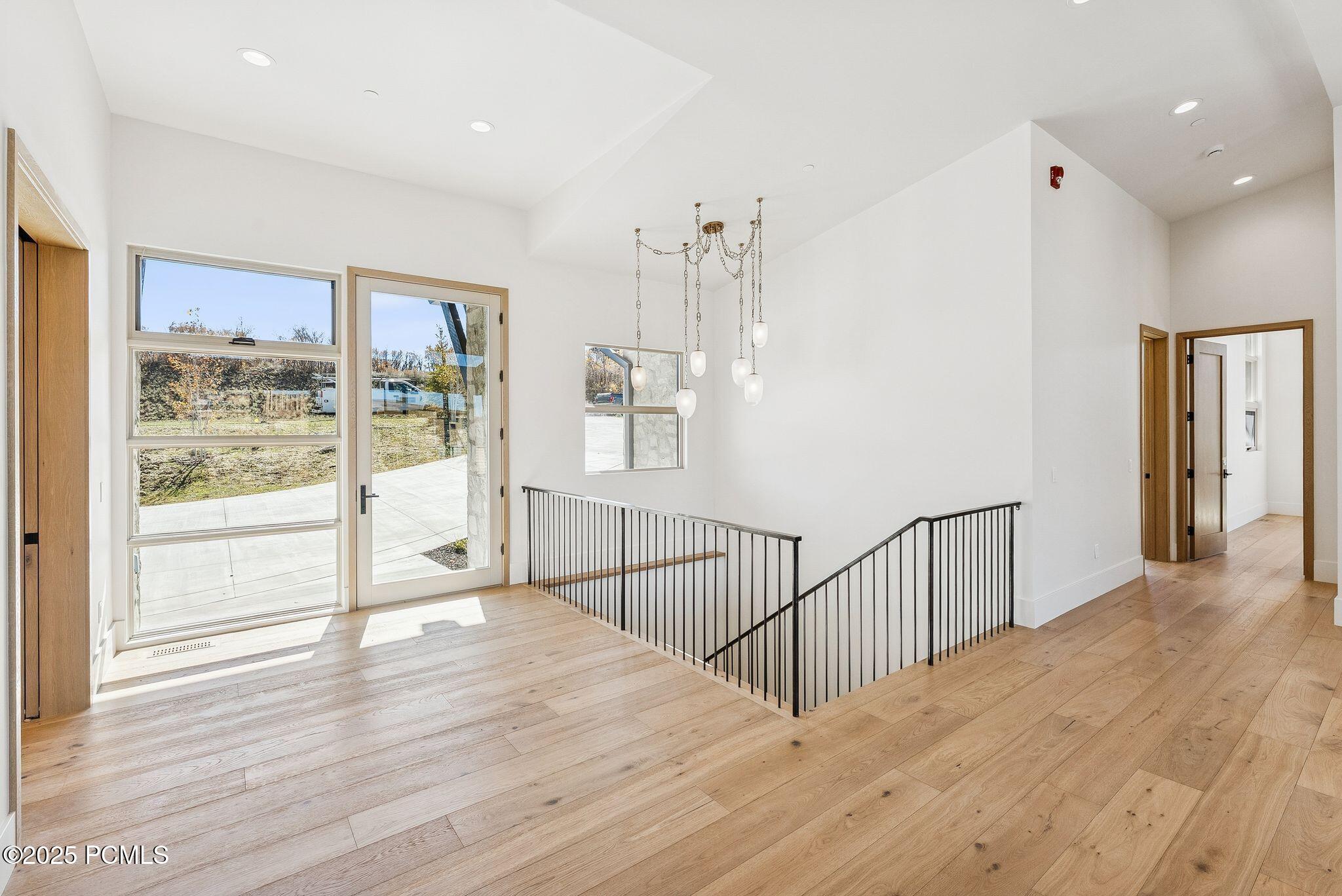 Kamas, Utah 84036, United States, 5 Bedrooms Bedrooms, ,6 BathroomsBathrooms,Residential,Active,215446