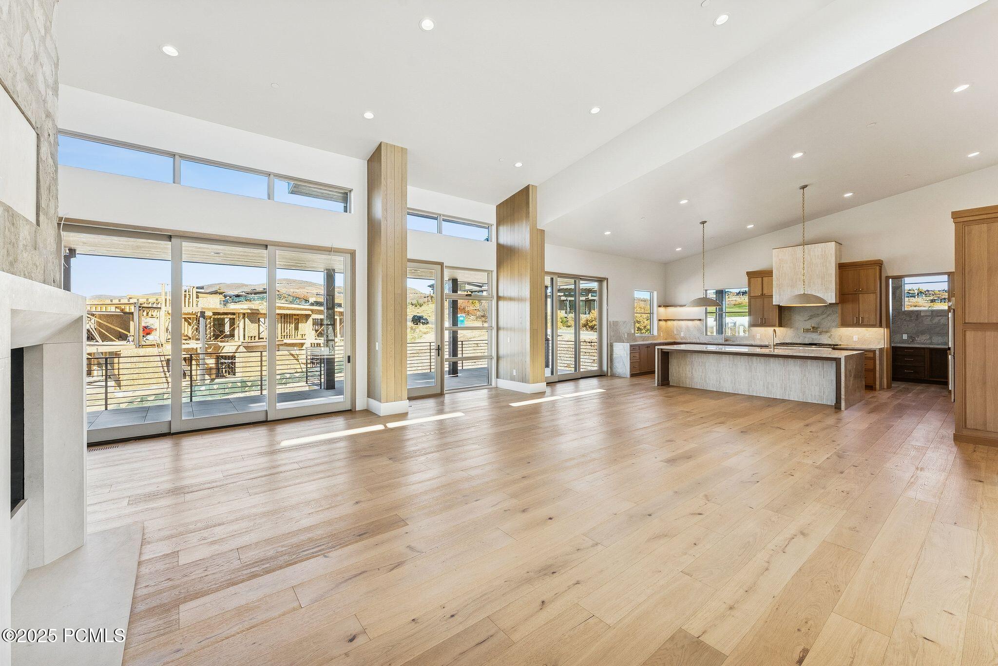 Kamas, Utah 84036, United States, 5 Bedrooms Bedrooms, ,6 BathroomsBathrooms,Residential,Active,215446