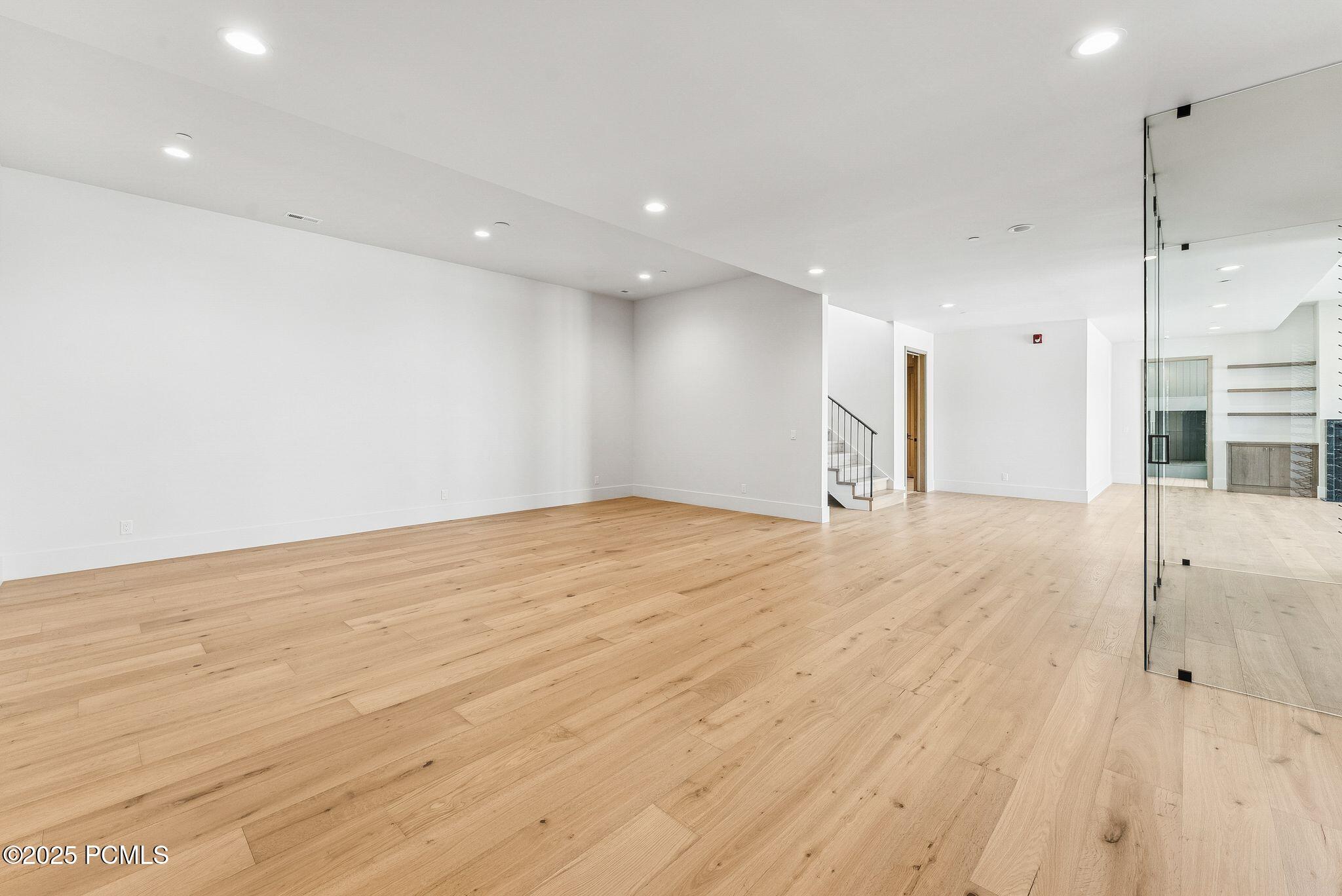 Kamas, Utah 84036, United States, 5 Bedrooms Bedrooms, ,6 BathroomsBathrooms,Residential,Active,215446