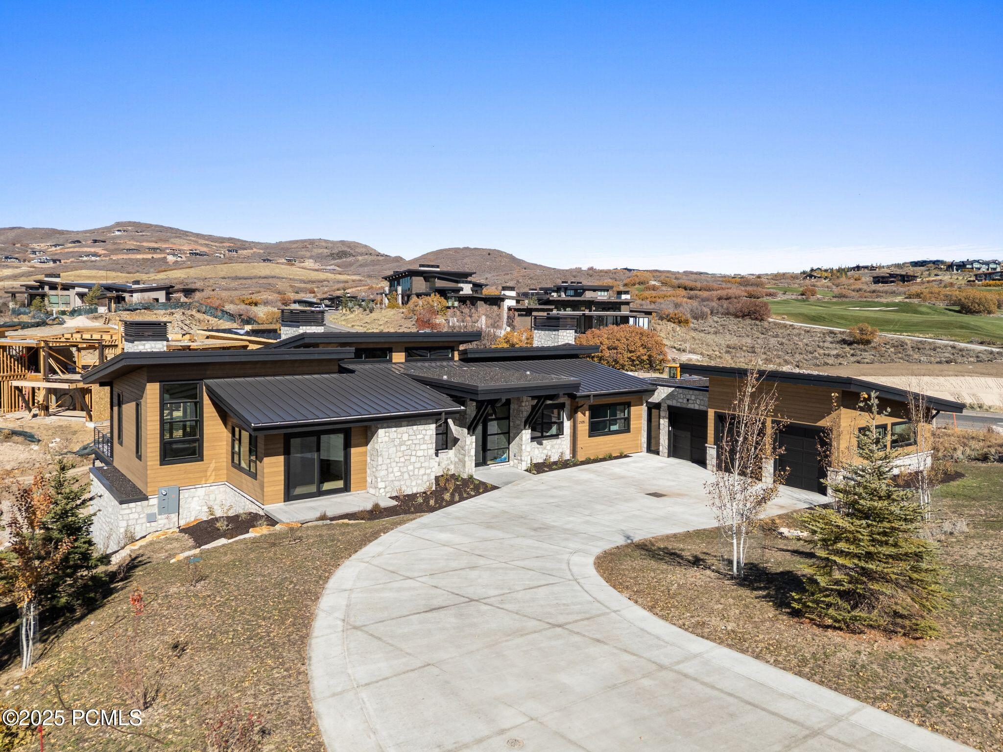 Kamas, Utah 84036, United States, 5 Bedrooms Bedrooms, ,6 BathroomsBathrooms,Residential,Active,215446