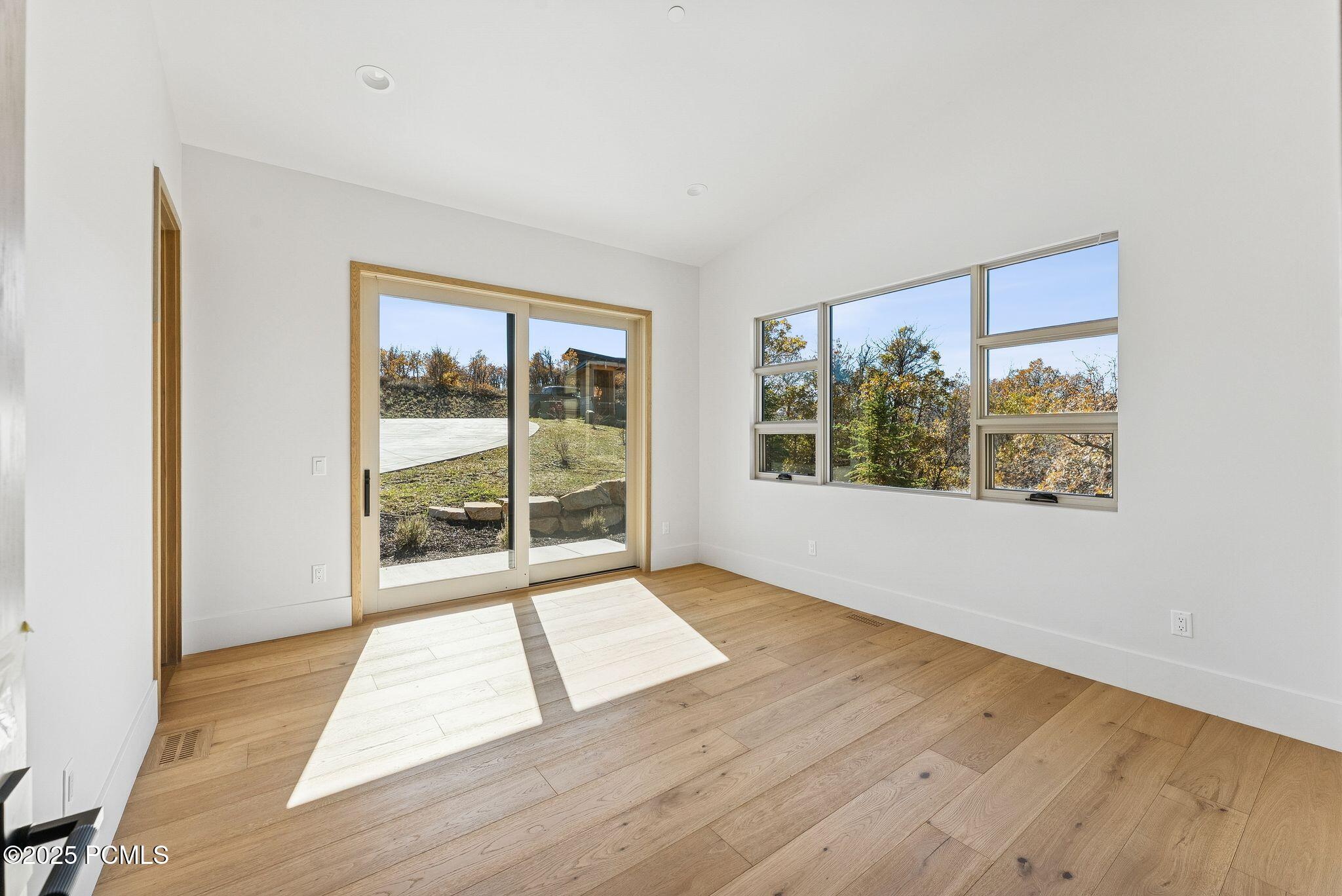 Kamas, Utah 84036, United States, 5 Bedrooms Bedrooms, ,6 BathroomsBathrooms,Residential,Active,215446