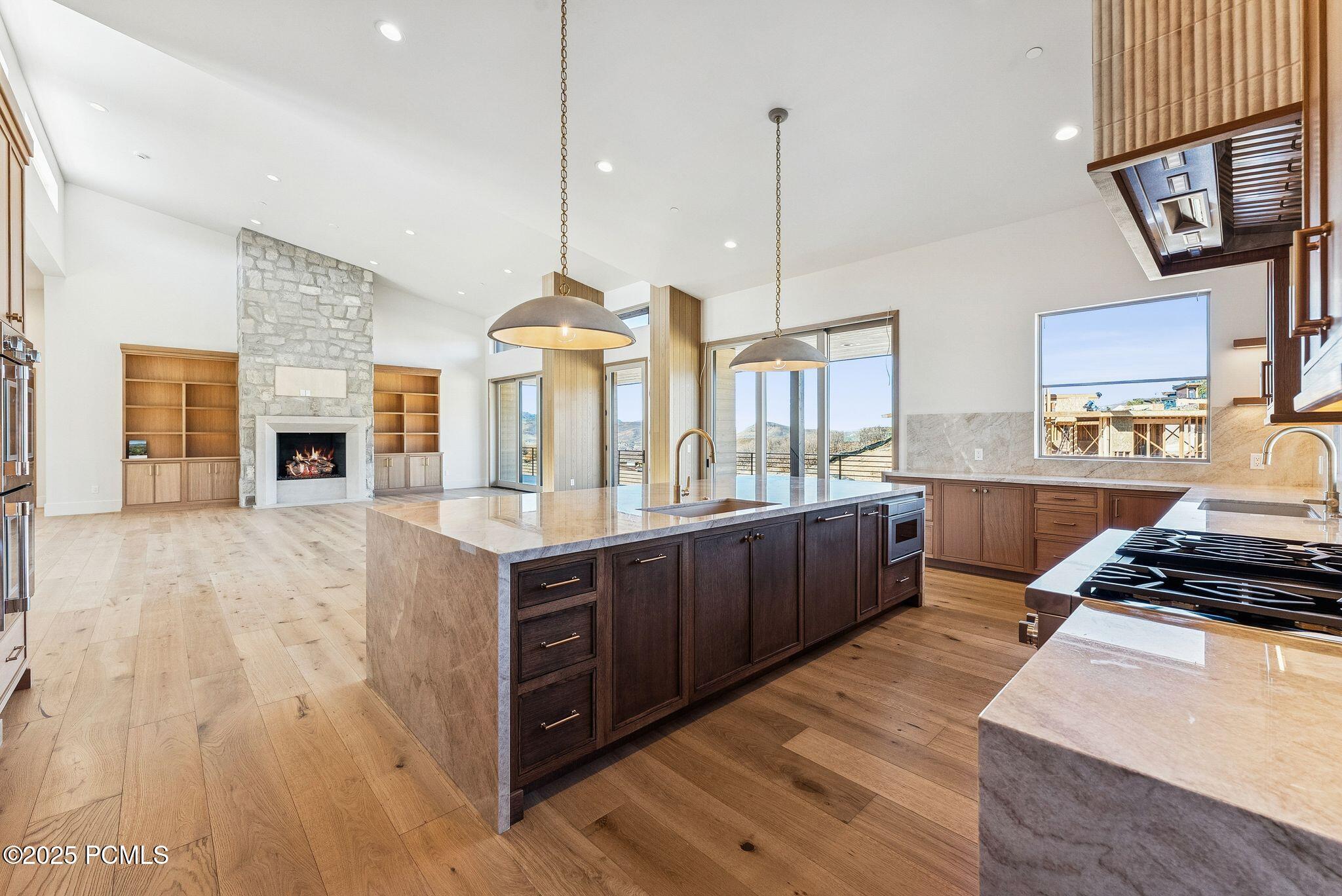 Kamas, Utah 84036, United States, 5 Bedrooms Bedrooms, ,6 BathroomsBathrooms,Residential,Active,215446