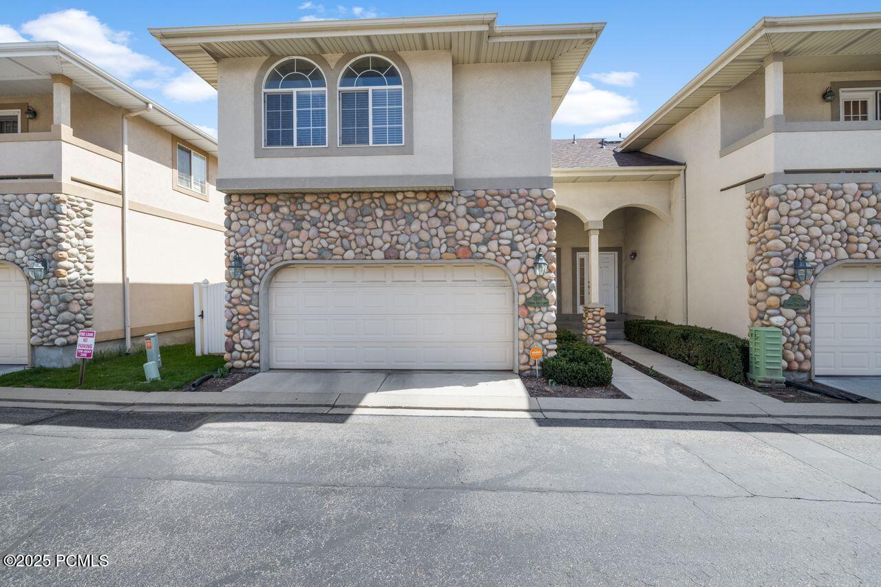 7819 S Spruce Tree Lane, Sandy, Utah image 28
