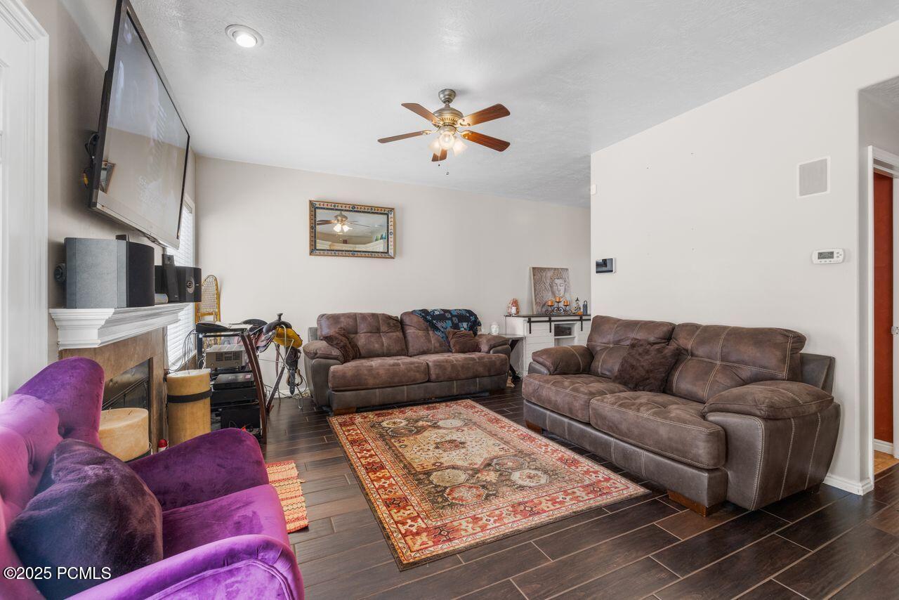 7819 S Spruce Tree Lane, Sandy, Utah image 3