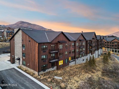 Condo For Sale - 2303 W Deer Hollow Road #A-1112<br/> Wasatch County, Park City, UT 84060