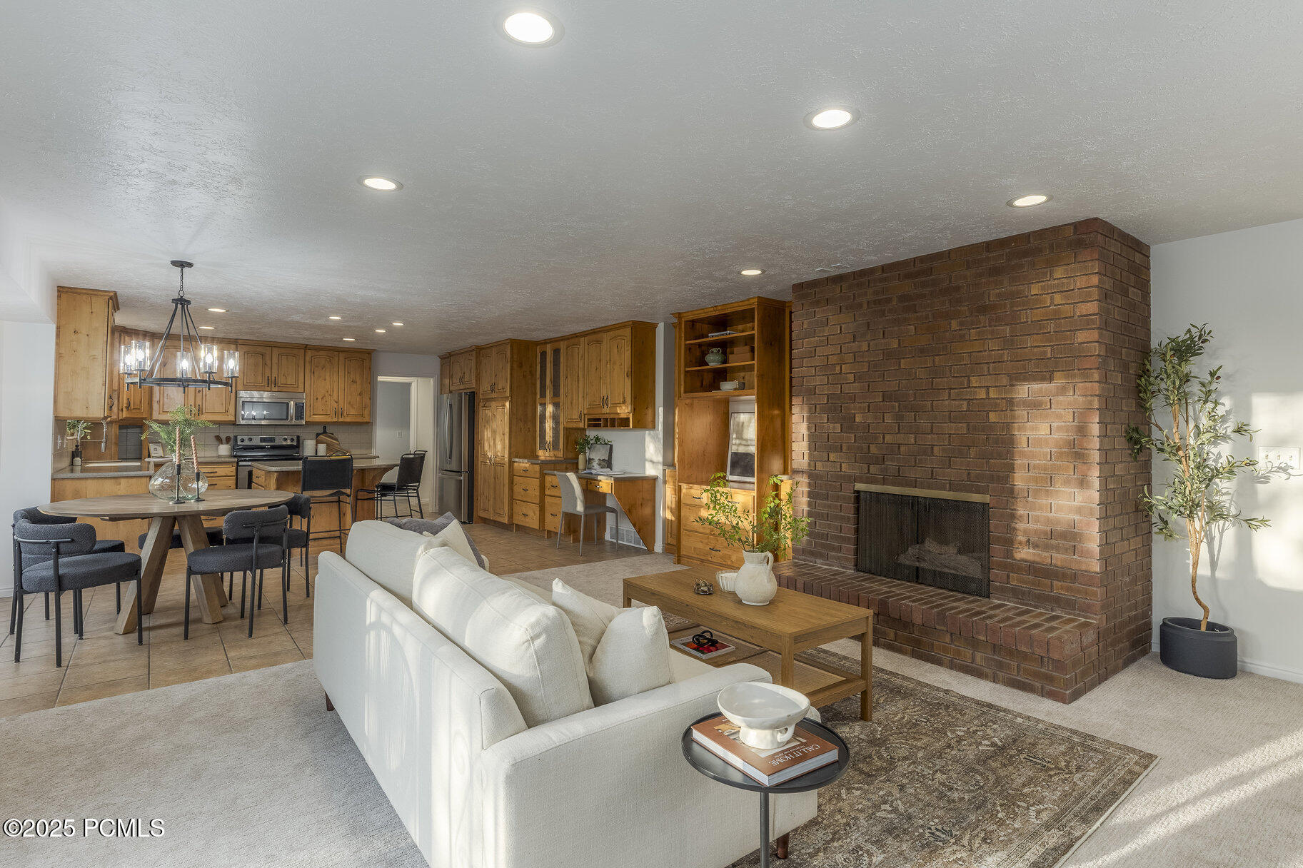 9748 Chylene Drive, Sandy, Utah image 12