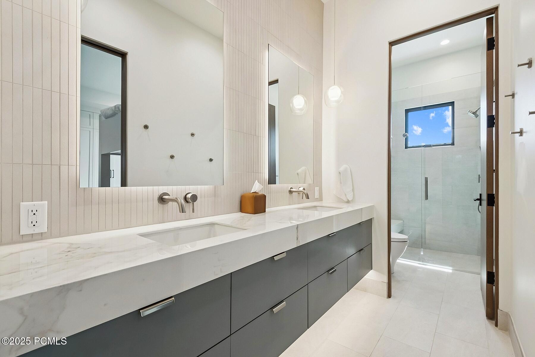 Kamas, Utah 84036, United States, 7 Bedrooms Bedrooms, ,9 BathroomsBathrooms,Residential,Active,187415