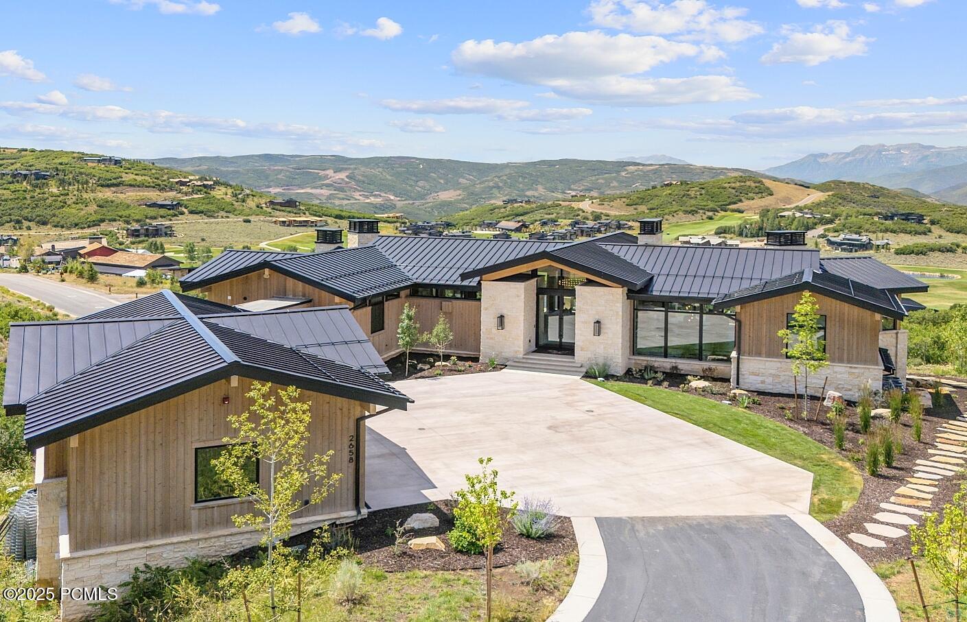 Kamas, Utah 84036, United States, 7 Bedrooms Bedrooms, ,9 BathroomsBathrooms,Residential,Active,187415