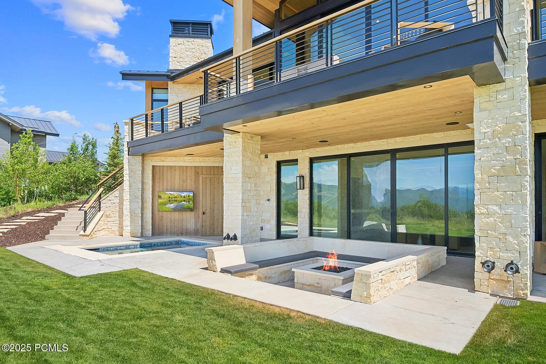 Kamas, Utah 84036, United States, 7 Bedrooms Bedrooms, ,9 BathroomsBathrooms,Residential,Active,187415