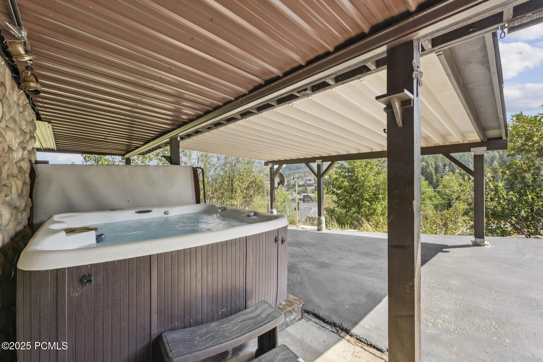 Park City, Utah 84098, United States, 3 Bedrooms Bedrooms, ,3 BathroomsBathrooms,Residential,Active,200336