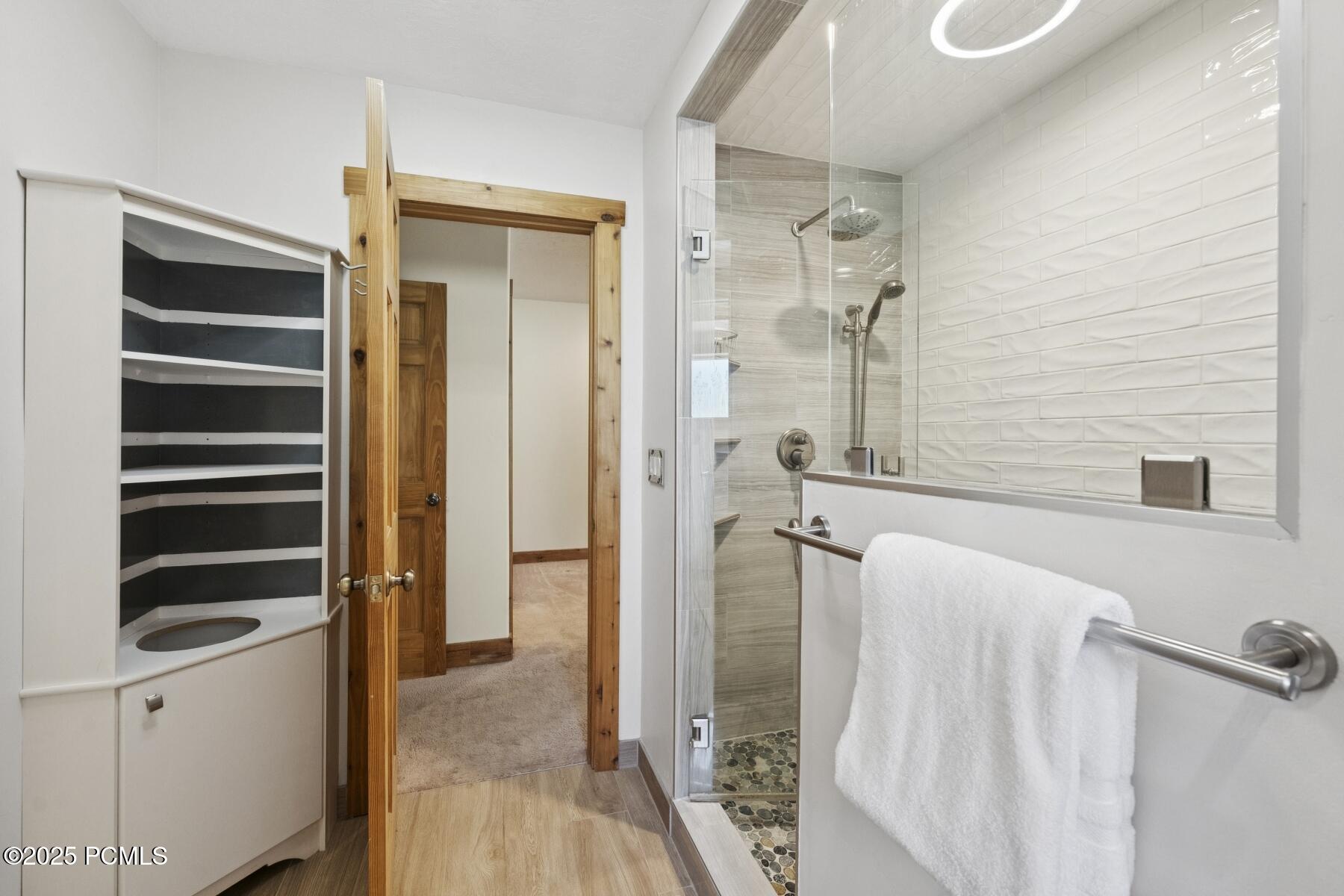 Park City, Utah 84098, United States, 3 Bedrooms Bedrooms, ,3 BathroomsBathrooms,Residential,Active,200336