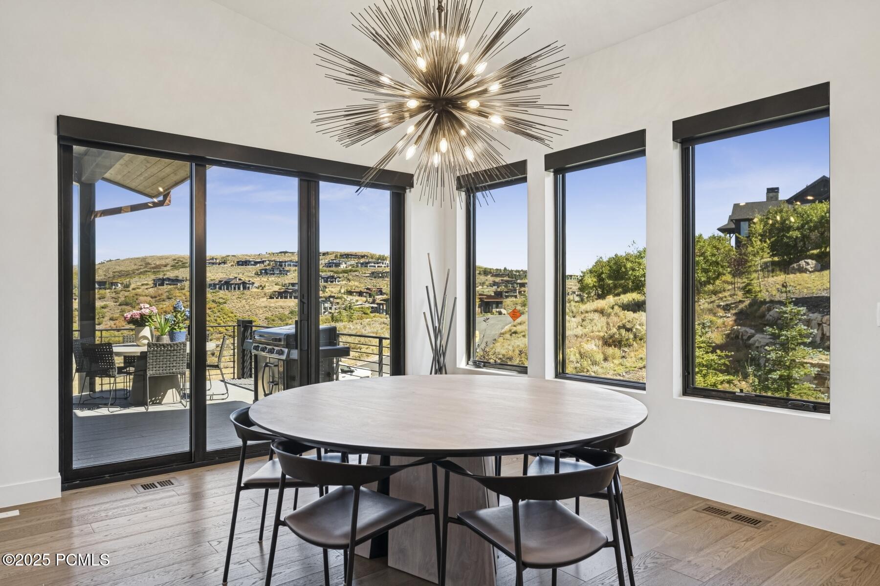 Park City, Utah 84098, United States, 6 Bedrooms Bedrooms, ,6 BathroomsBathrooms,Residential,Active,253933