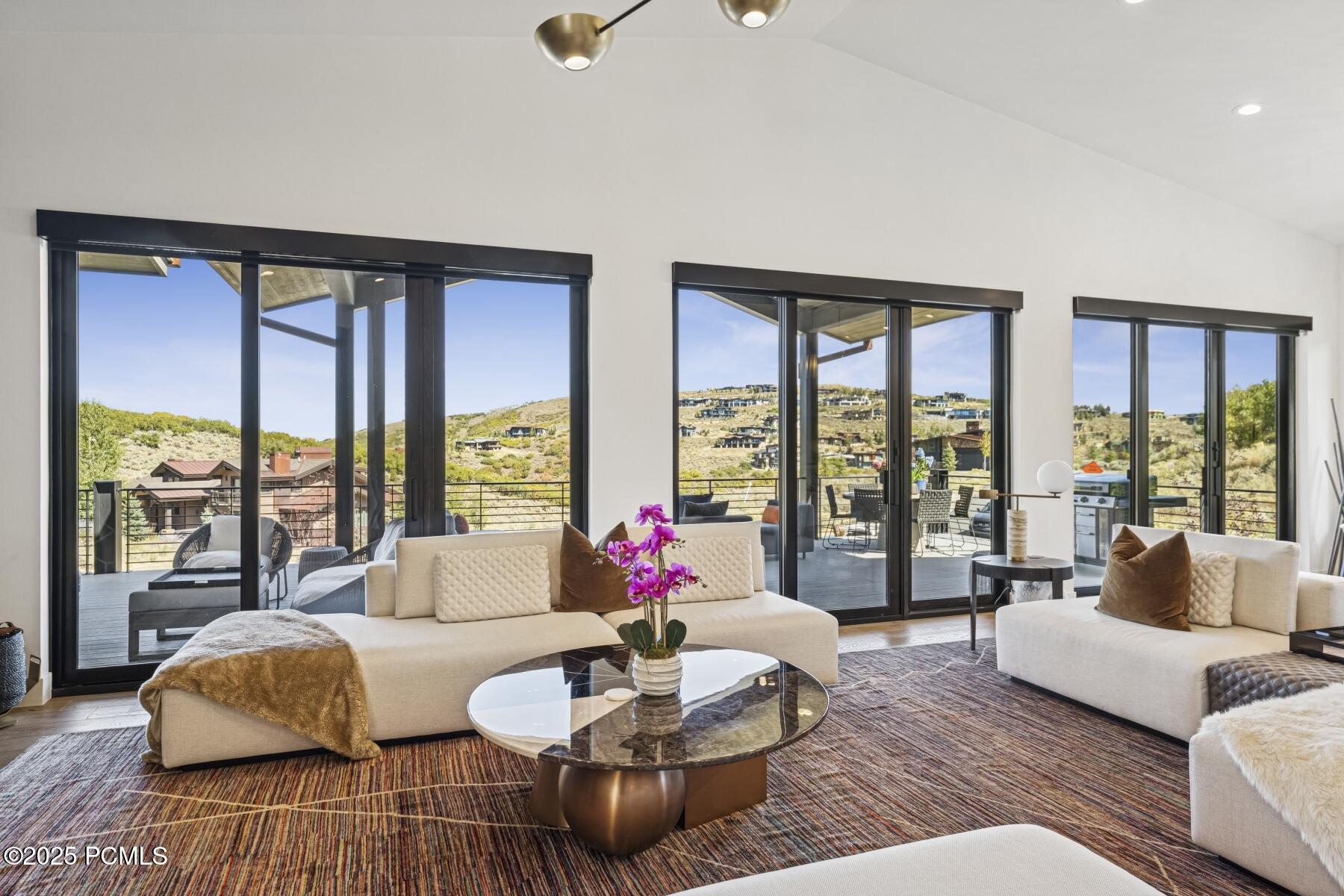 Park City, Utah 84098, United States, 6 Bedrooms Bedrooms, ,6 BathroomsBathrooms,Residential,Active,253933