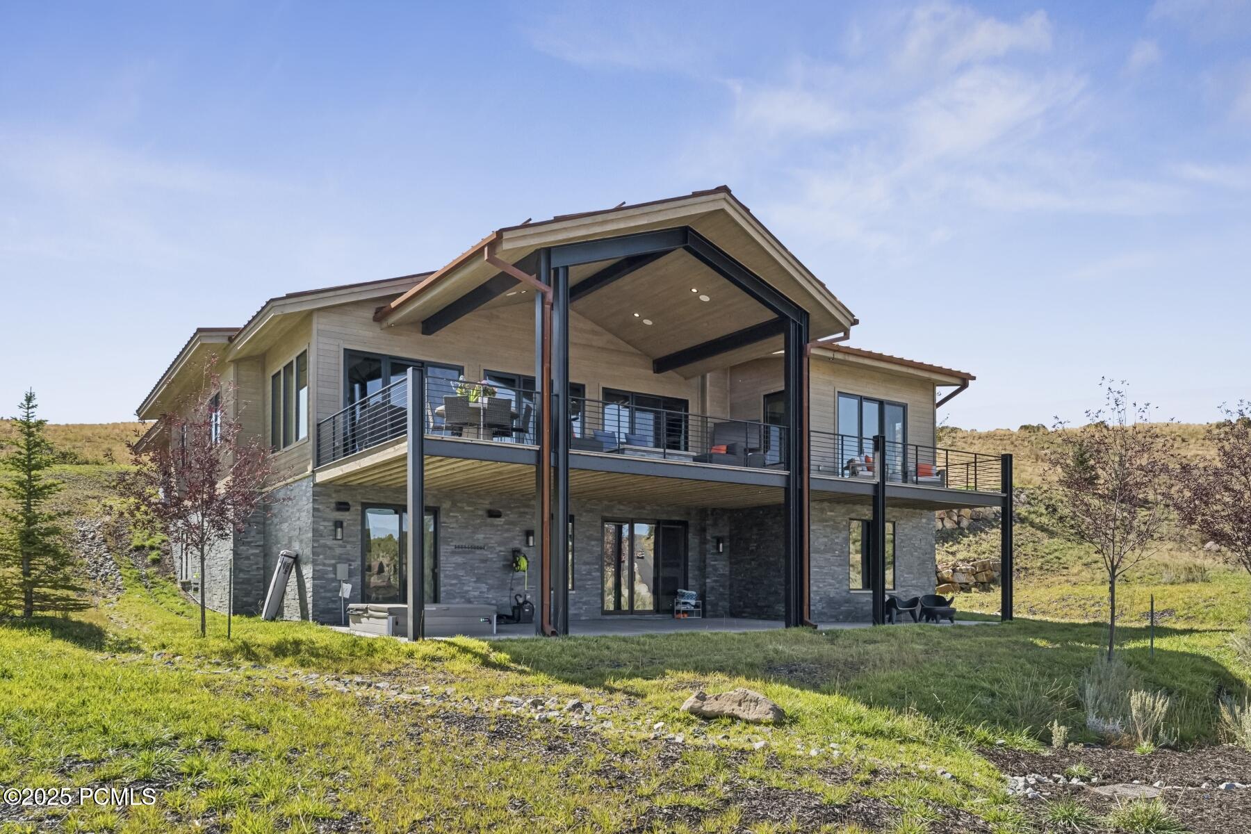 Park City, Utah 84098, United States, 6 Bedrooms Bedrooms, ,6 BathroomsBathrooms,Residential,Active,253933