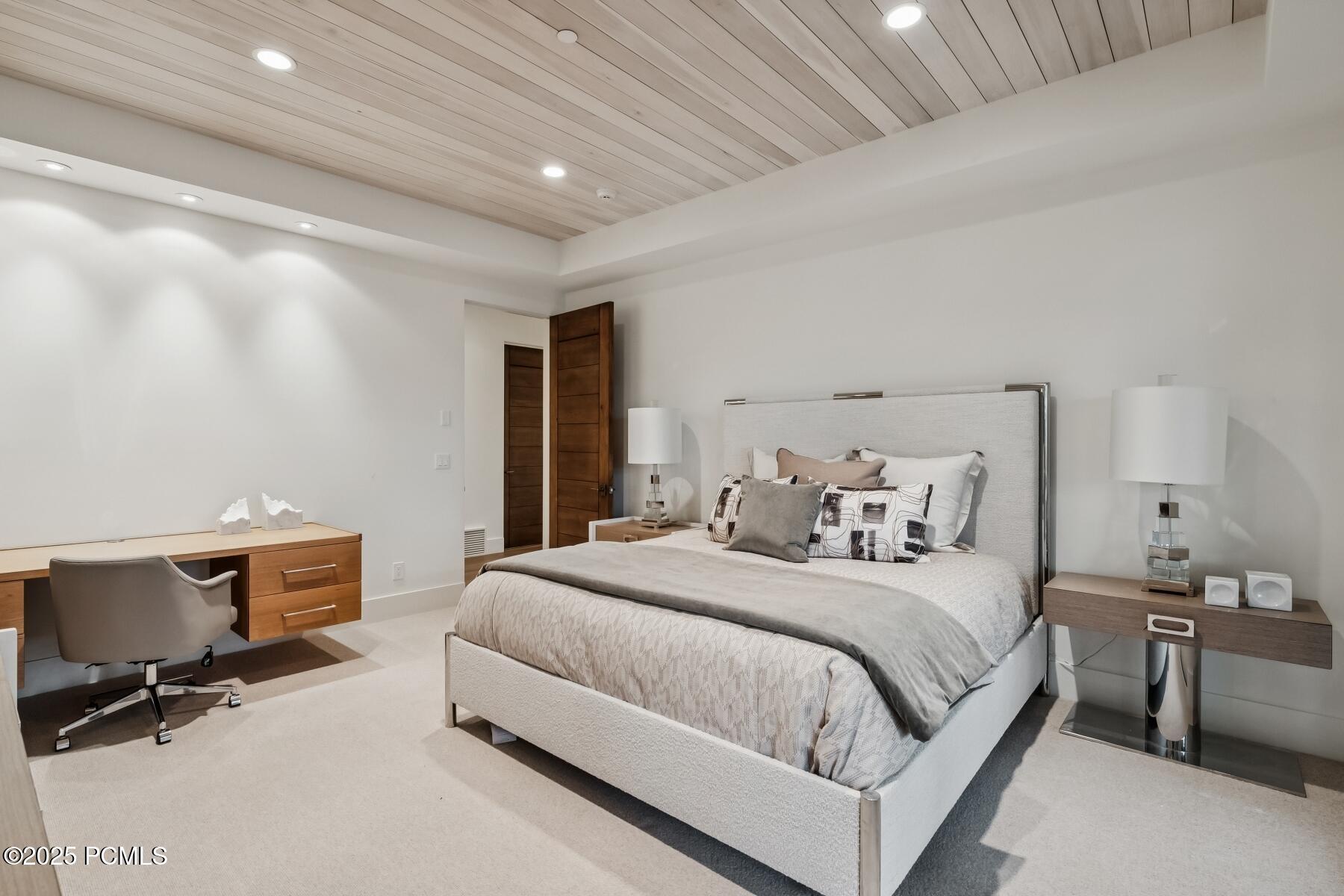 Park City, Utah 84098, United States, 6 Bedrooms Bedrooms, ,8 BathroomsBathrooms,Residential,Active,164156