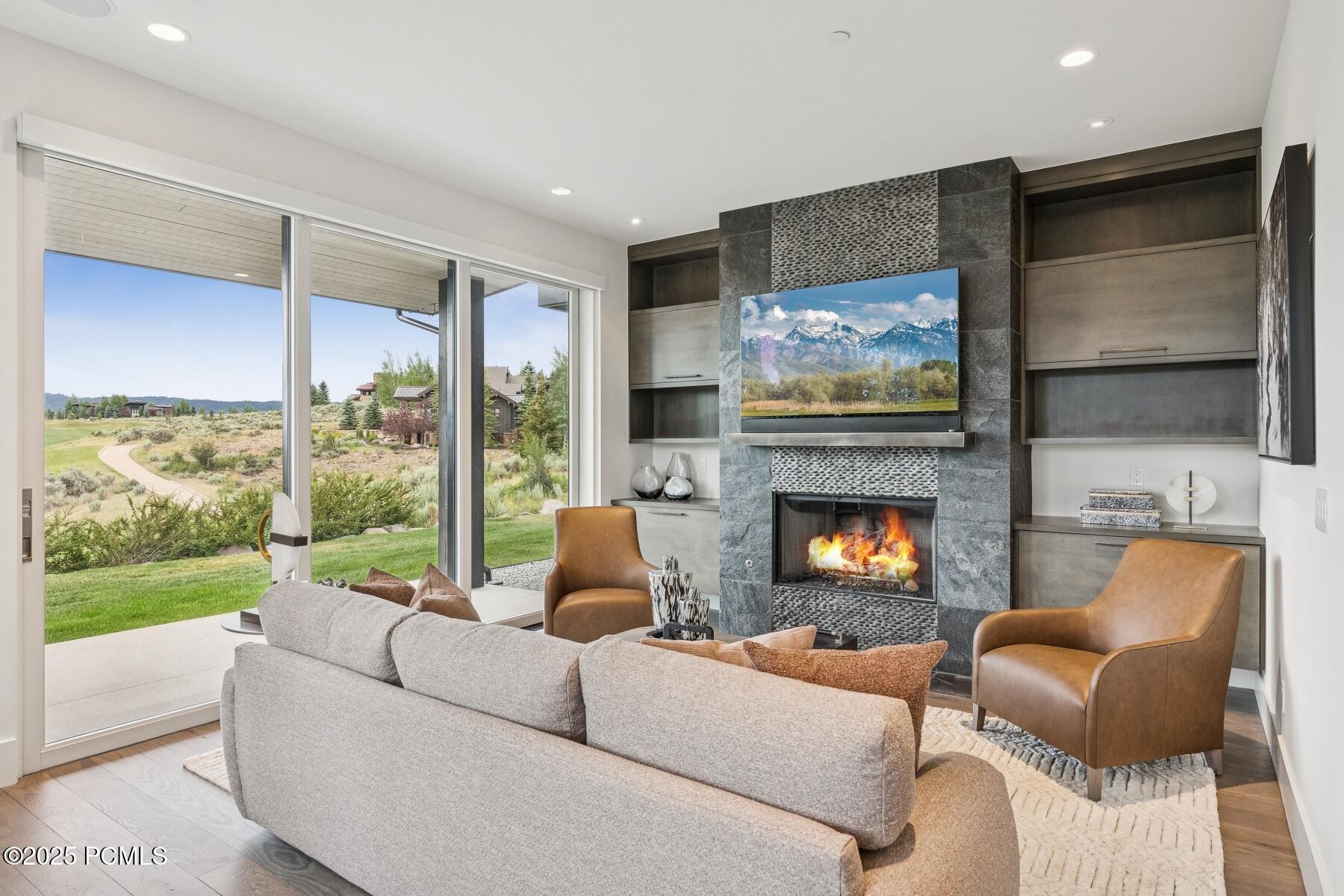 Park City, Utah 84098, United States, 6 Bedrooms Bedrooms, ,8 BathroomsBathrooms,Residential,Active,164156