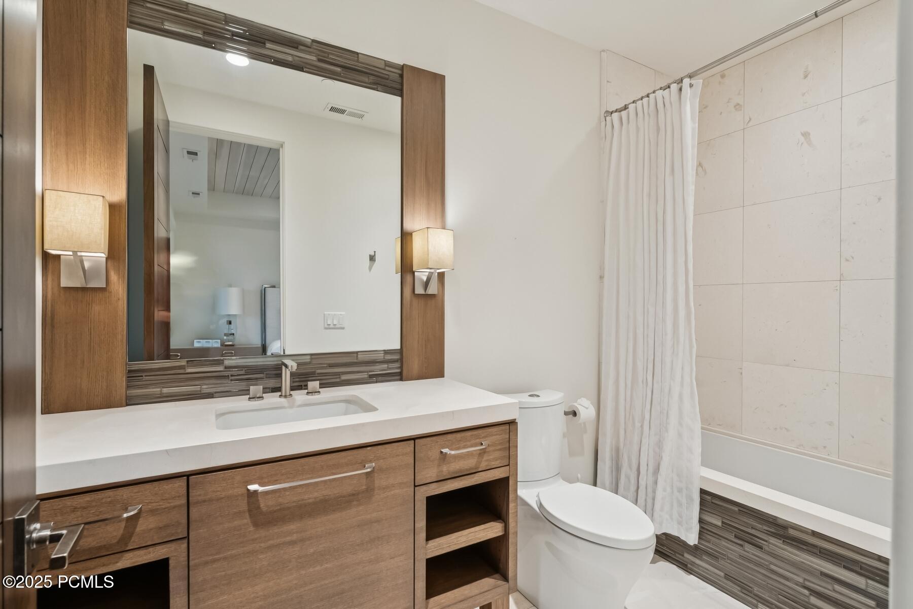 Park City, Utah 84098, United States, 6 Bedrooms Bedrooms, ,8 BathroomsBathrooms,Residential,Active,164156