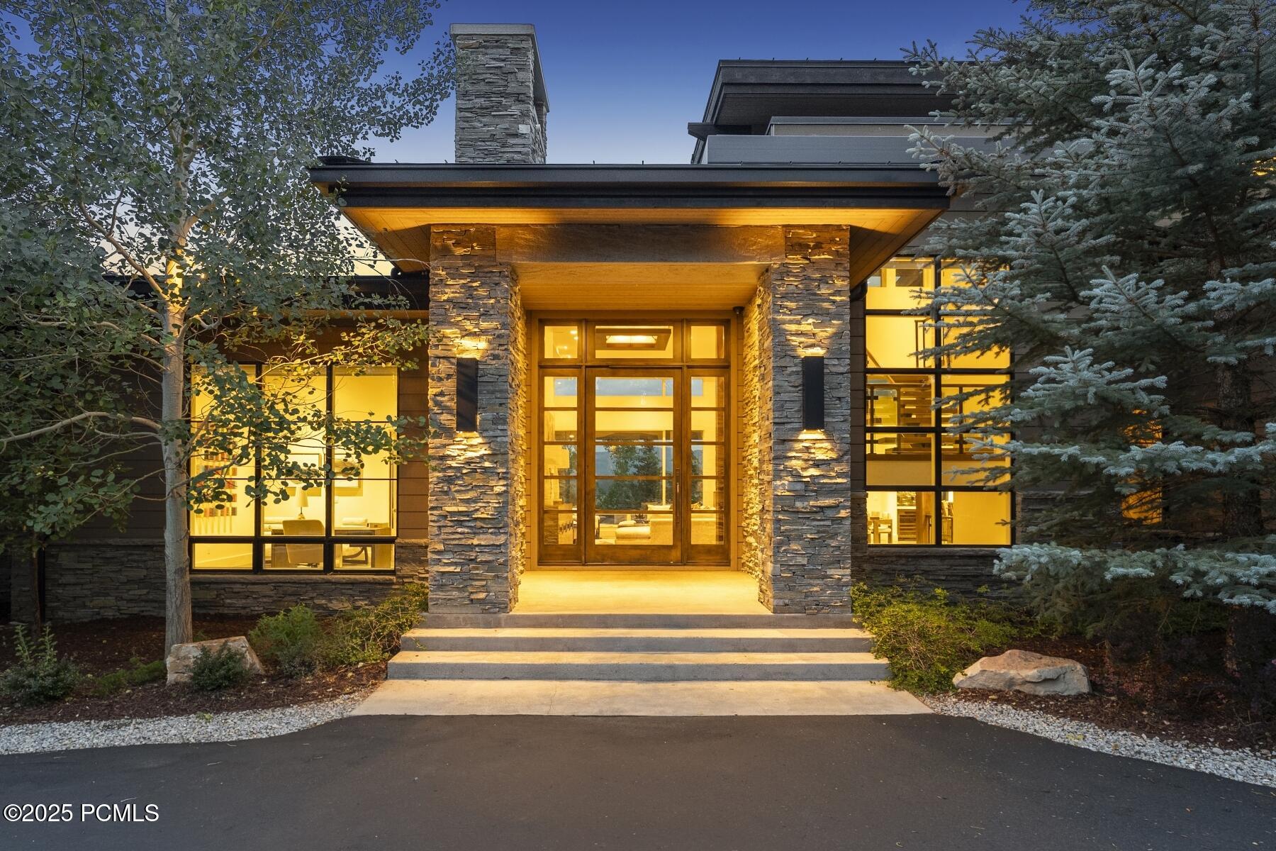 Park City, Utah 84098, United States, 6 Bedrooms Bedrooms, ,8 BathroomsBathrooms,Residential,Active,164156
