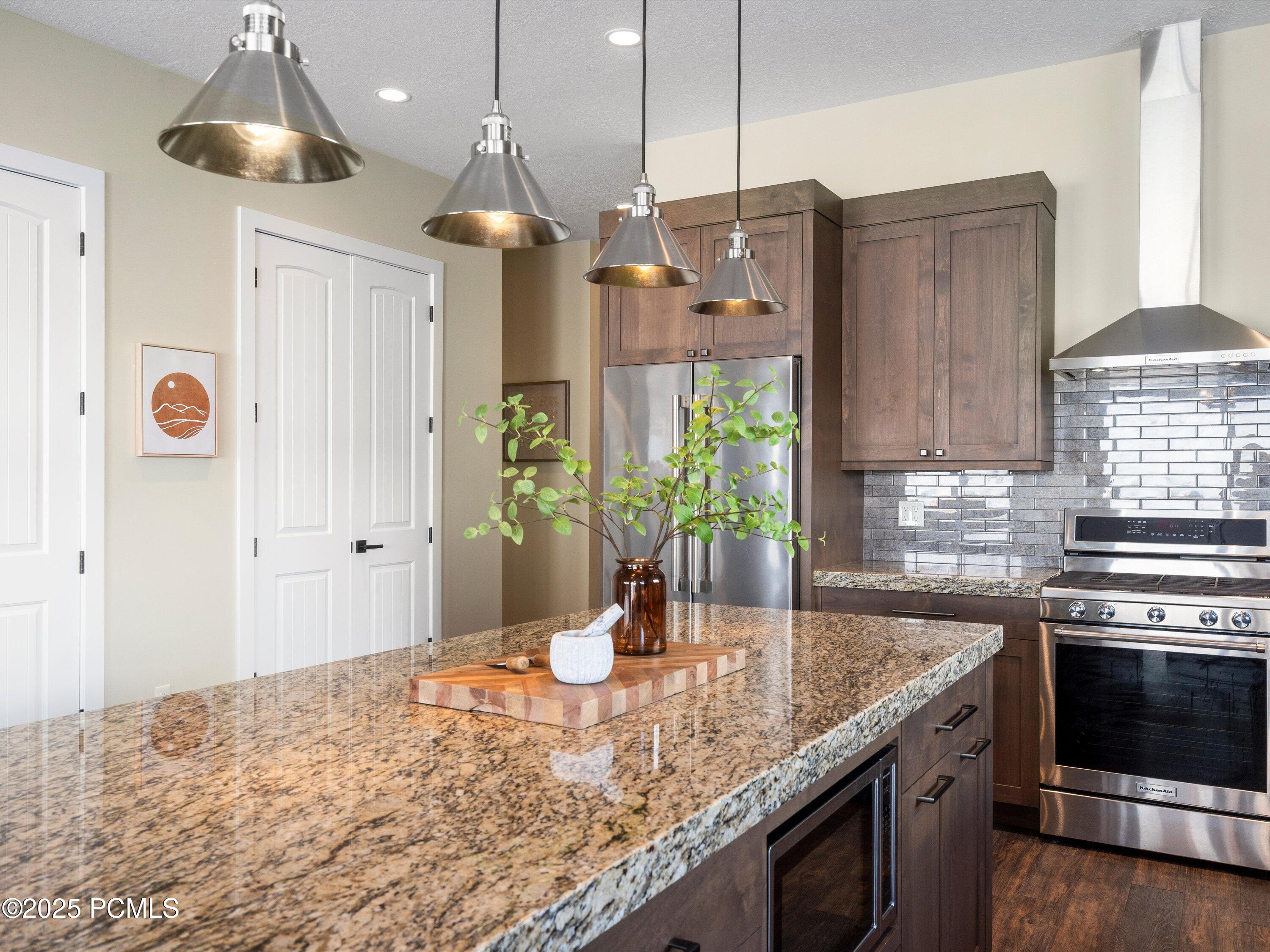 5943 E Big Horn Parkway Parkway, Eden, Utah image 11