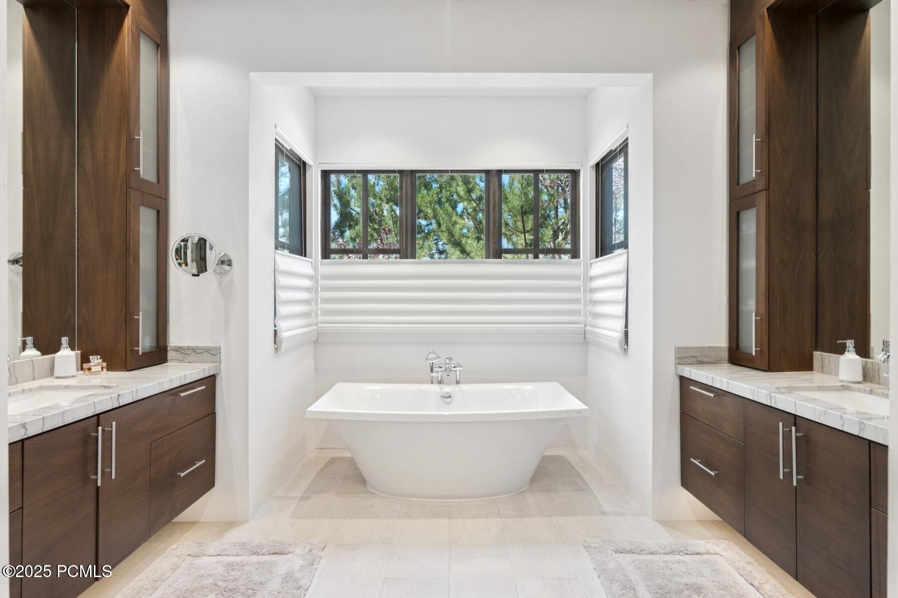 Kamas, Utah 84036, United States, 5 Bedrooms Bedrooms, ,7 BathroomsBathrooms,Residential,Active,185751