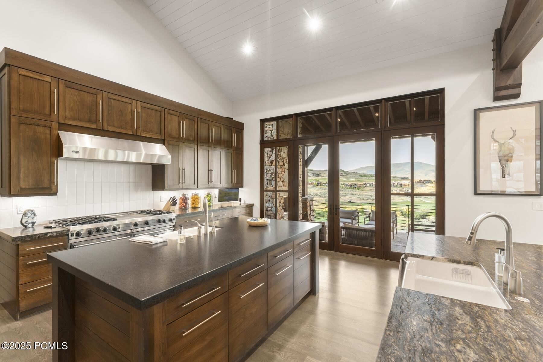 Kamas, Utah 84036, United States, 5 Bedrooms Bedrooms, ,7 BathroomsBathrooms,Residential,Active,185751