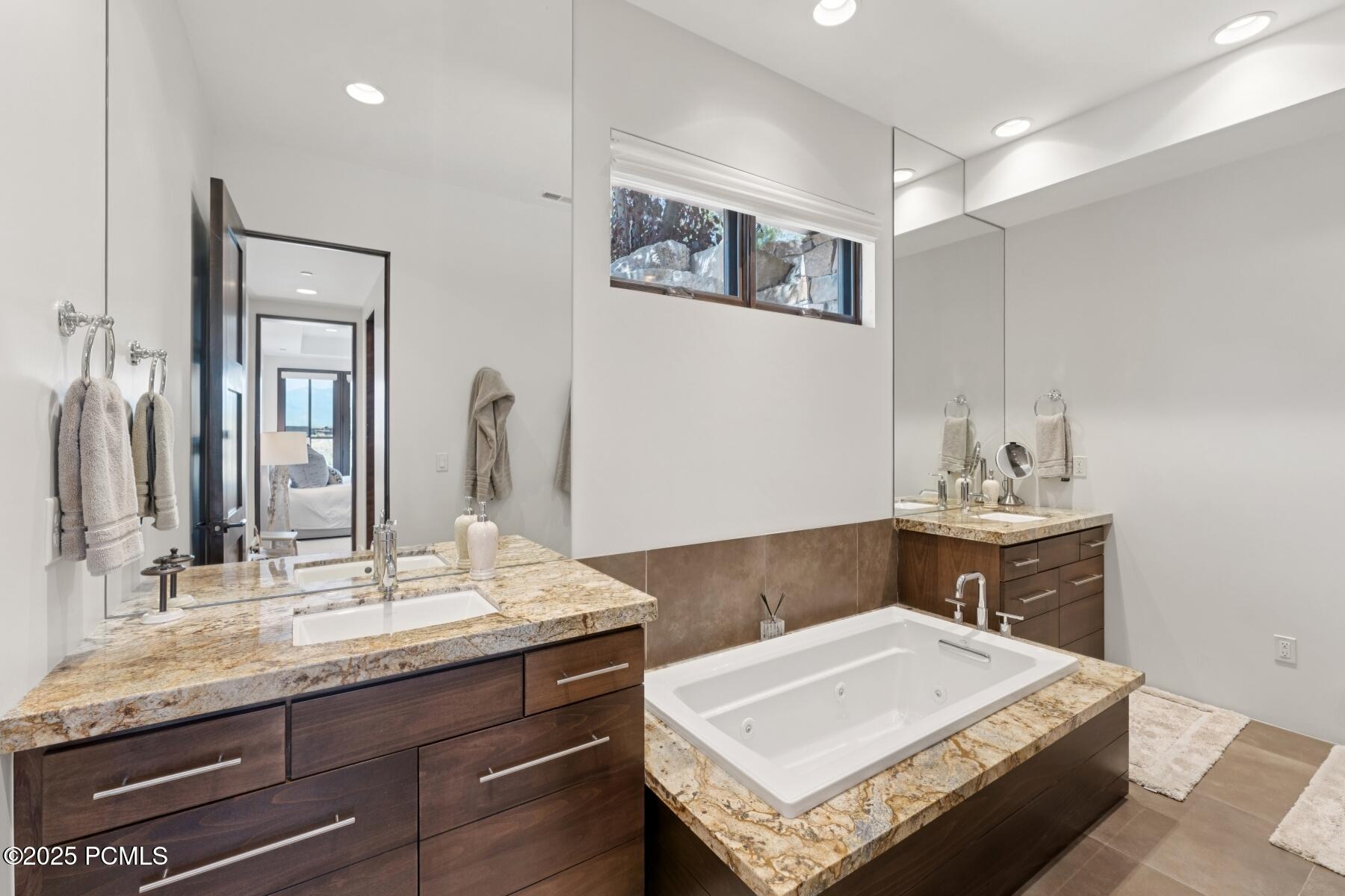 Kamas, Utah 84036, United States, 5 Bedrooms Bedrooms, ,7 BathroomsBathrooms,Residential,Active,185751