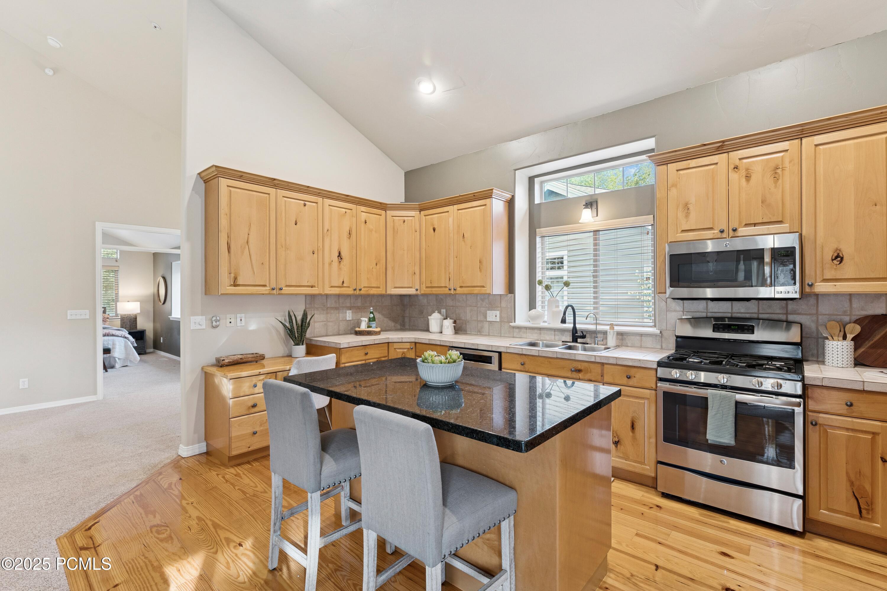 Park City, Utah 84098, United States, 3 Bedrooms Bedrooms, ,2 BathroomsBathrooms,Residential,Active,136494