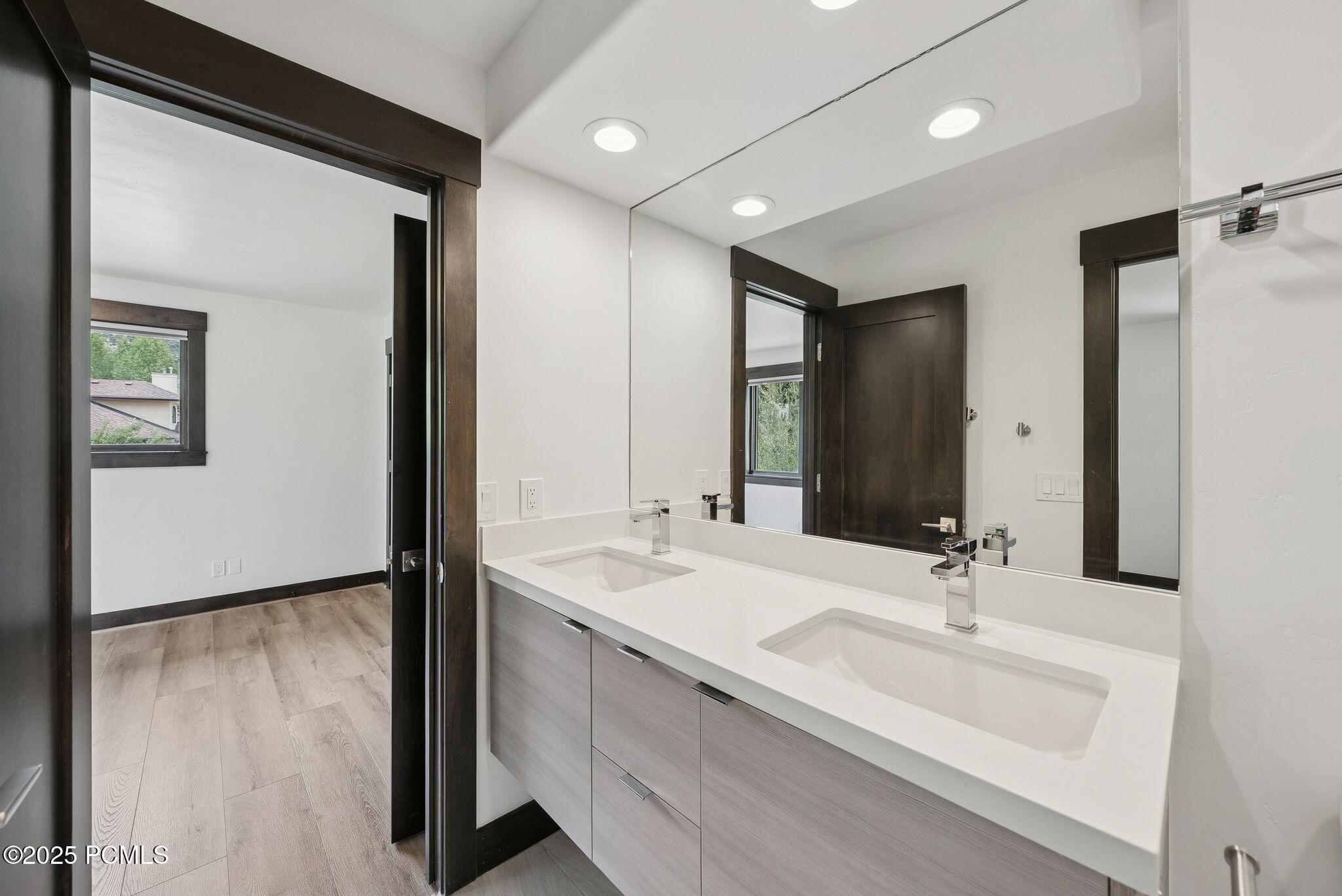 Park City, Utah 84098, United States, 5 Bedrooms Bedrooms, ,5 BathroomsBathrooms,Residential,Active,167941