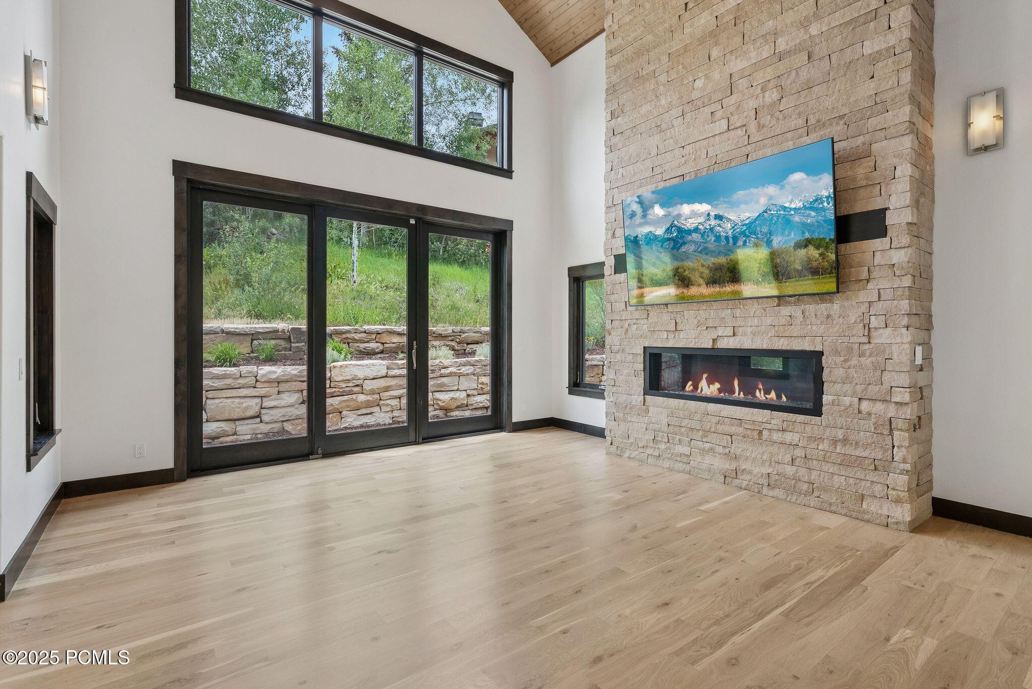 Park City, Utah 84098, United States, 5 Bedrooms Bedrooms, ,5 BathroomsBathrooms,Residential,Active,167941