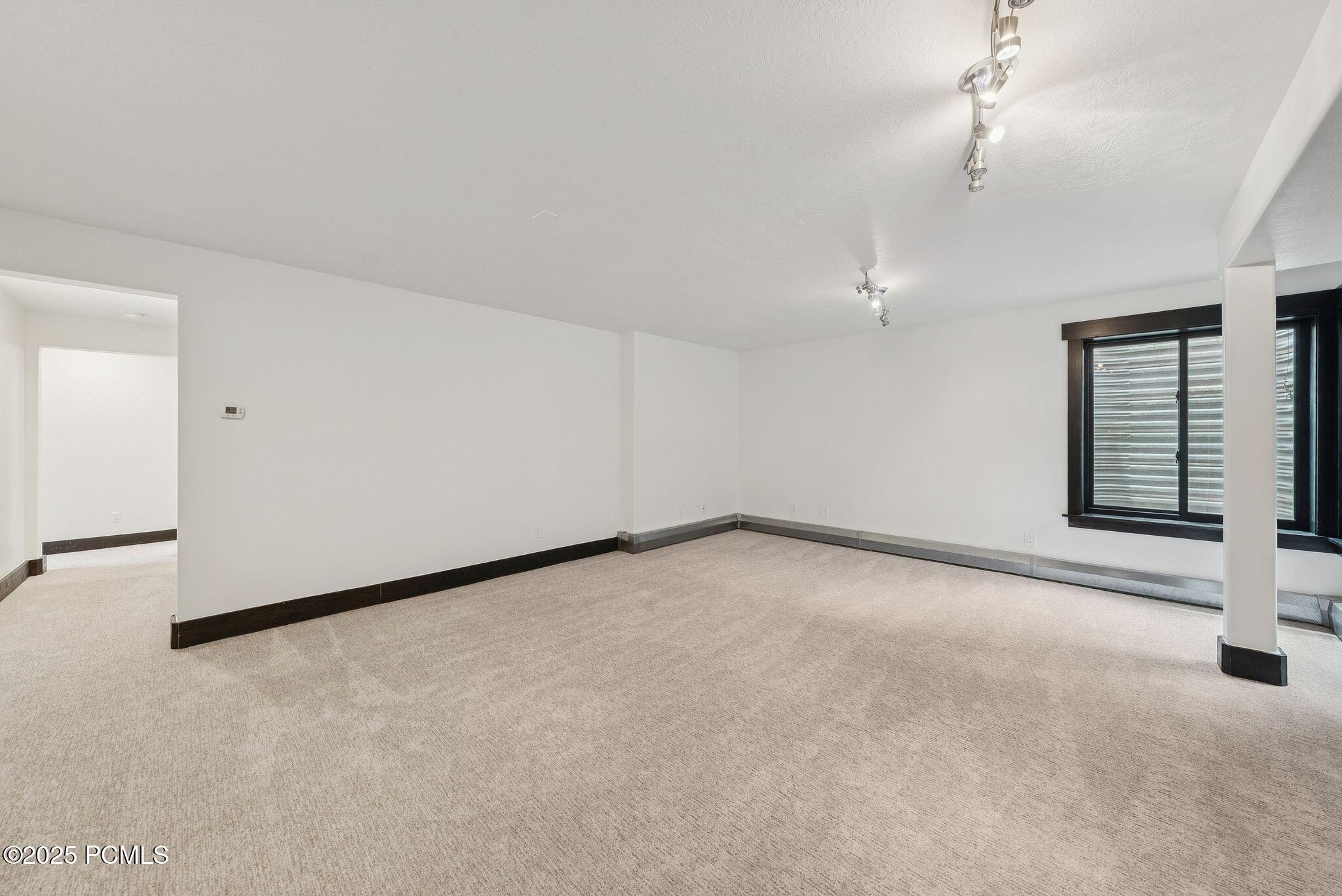 Park City, Utah 84098, United States, 5 Bedrooms Bedrooms, ,5 BathroomsBathrooms,Residential,Active,167941