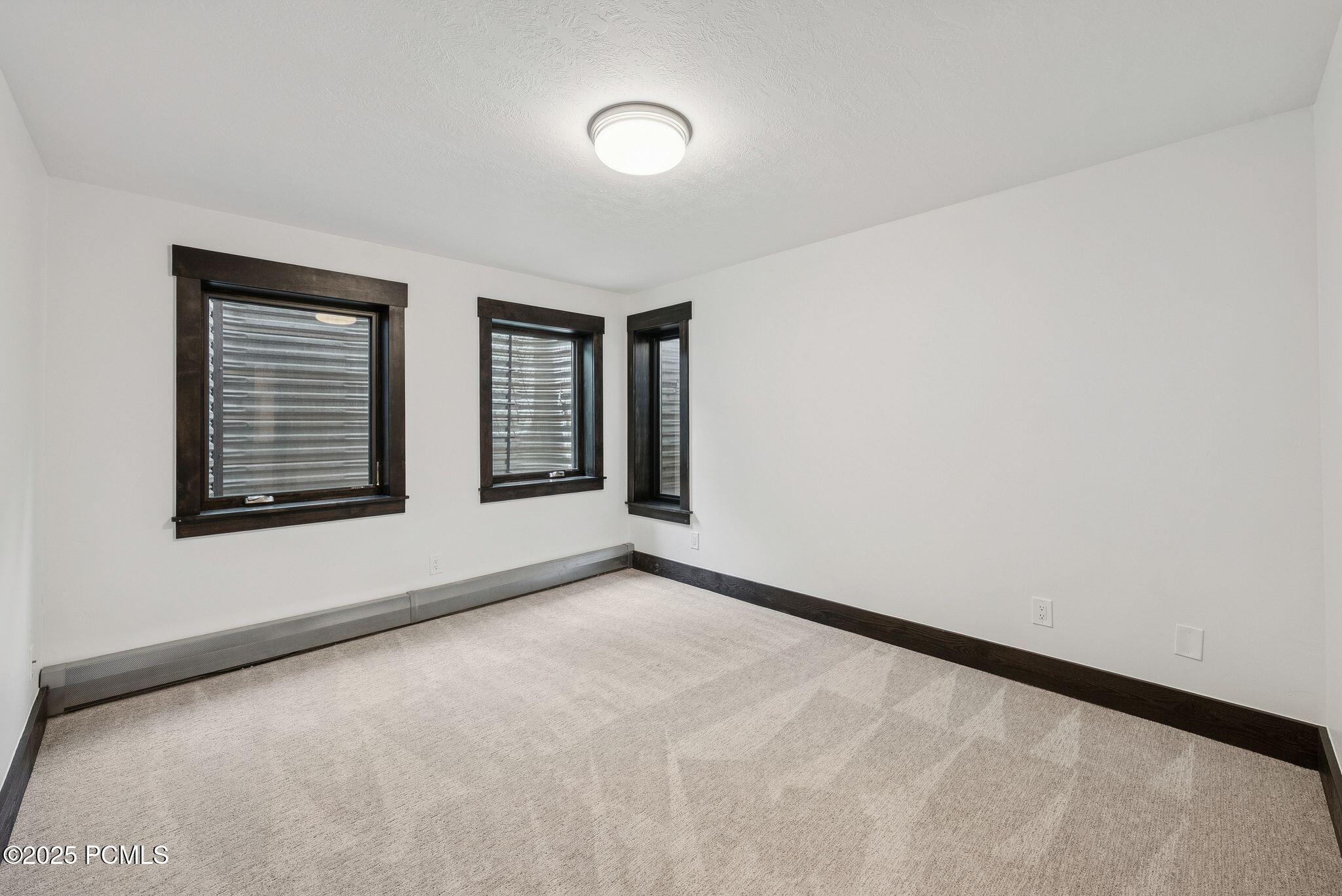 Park City, Utah 84098, United States, 5 Bedrooms Bedrooms, ,5 BathroomsBathrooms,Residential,Active,167941