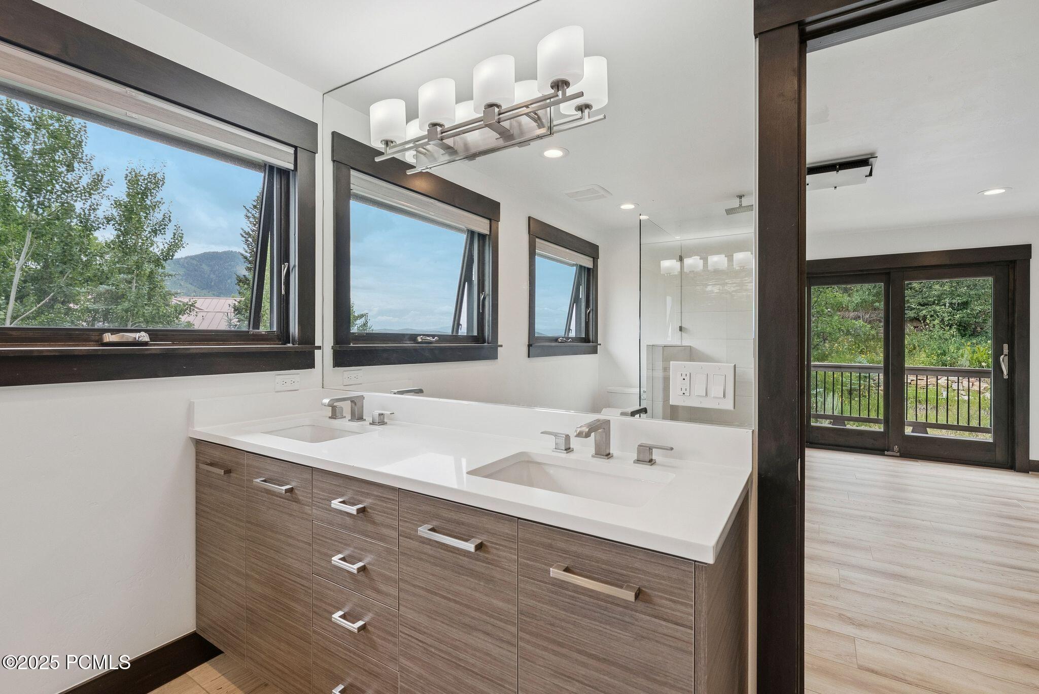 Park City, Utah 84098, United States, 5 Bedrooms Bedrooms, ,5 BathroomsBathrooms,Residential,Active,167941