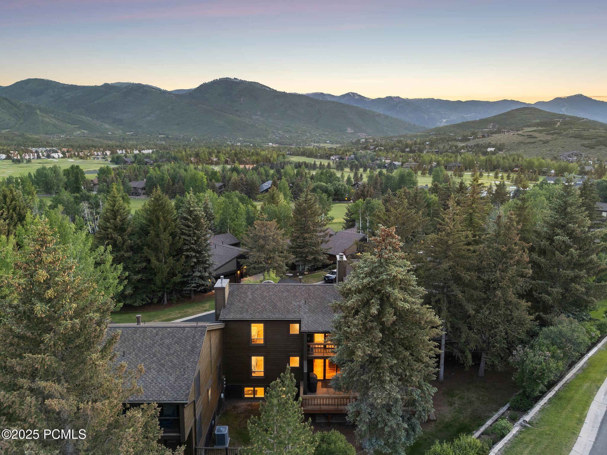 2524 Fairway Village Drive, Park City, Utah image 2